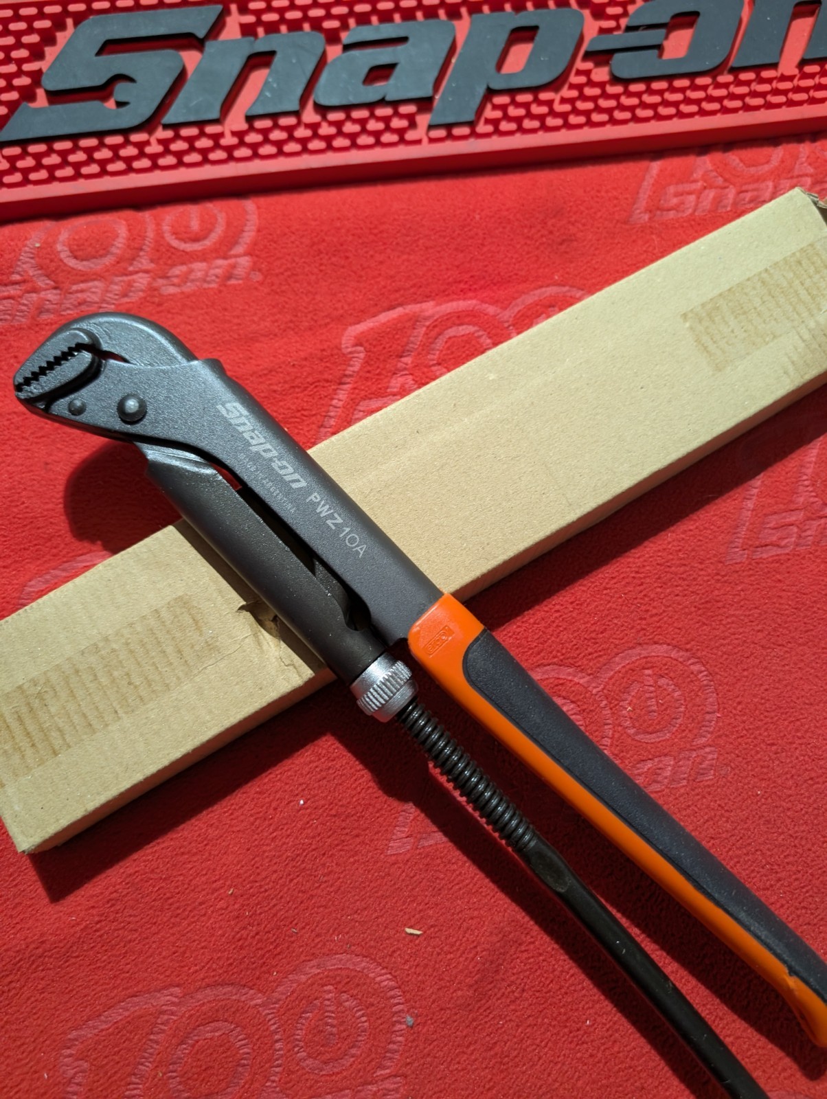 Snap On BRAND NEW #pwz1o a 12-5/8” plier wrench orange 🍊