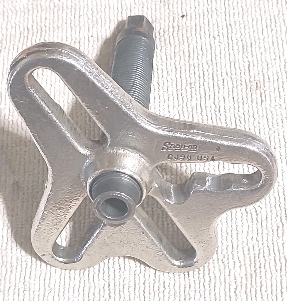 Snap-On Tools CJ98 4-Way Slotted Yoke w/ CJ83-3 Pressure Screw 3/4–16 x 5-1/8″