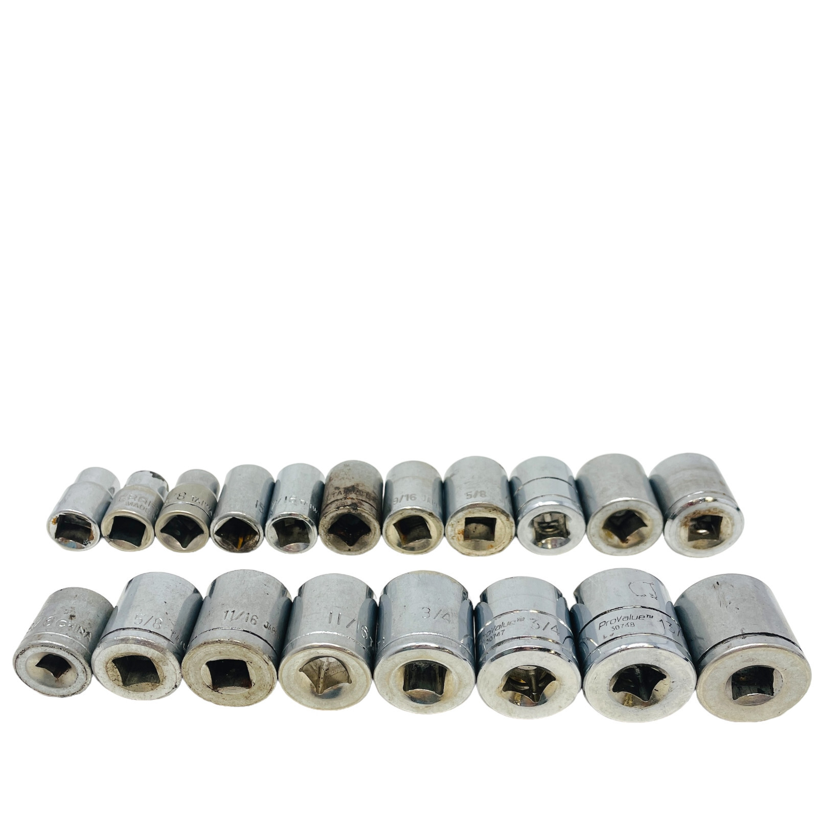 19 Pcs ProValue and Assorted 30747, 5/8, 11/16 in, 3/8 Drive Socket Set