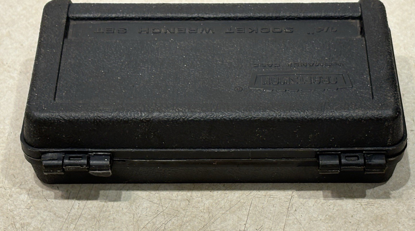 CRAFTSMAN 1/4 INCH DRIVE- SAE 6 POINT ~ 14 PIECE SOCKET SET W/GRAY PERMANEX CASE