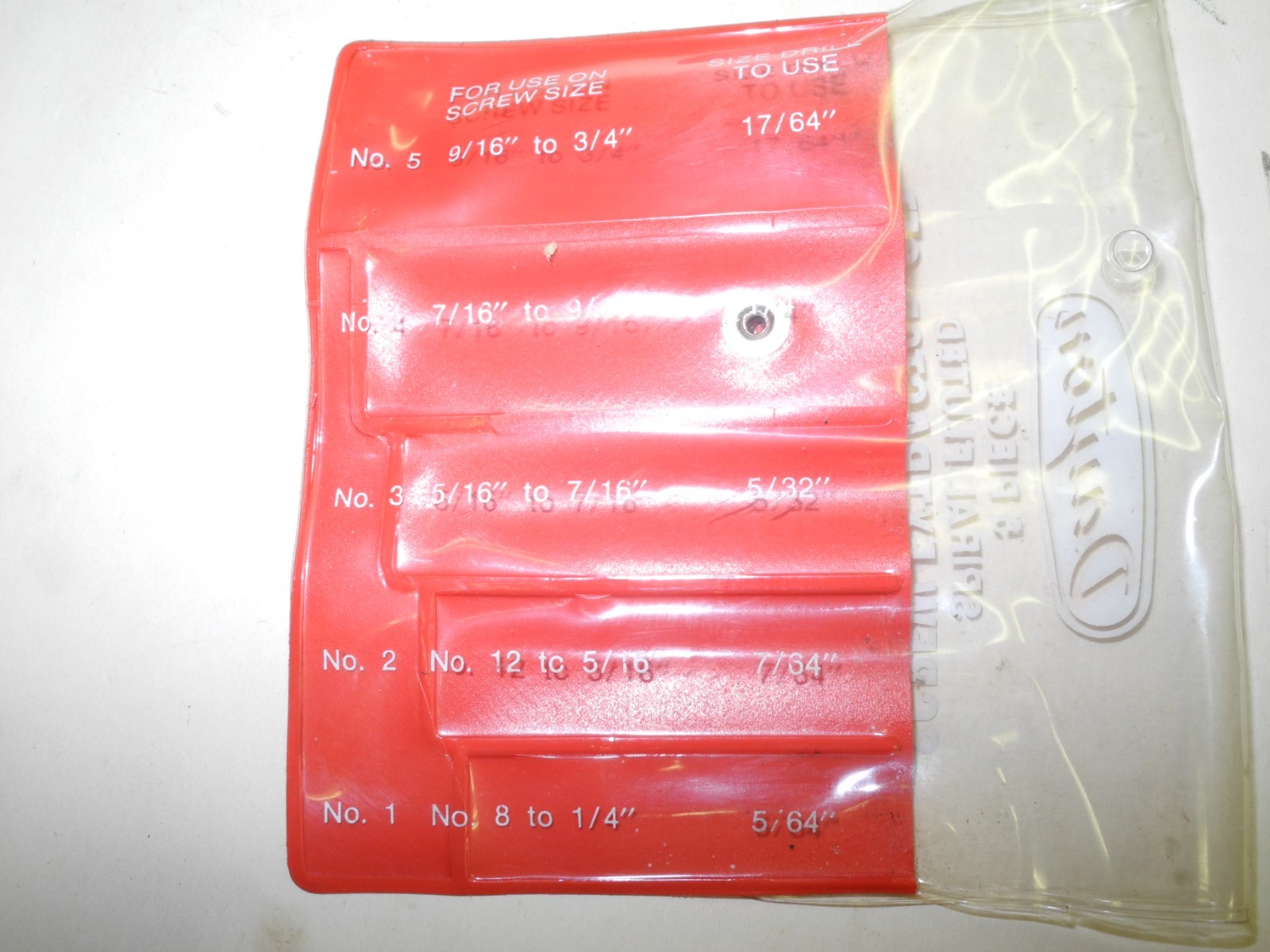DAYTON 5 PIECE SPIRAL FLUTED SCREW EXTRACTOR SET, 1/4 – 3/4 UNUSED NOS IN CASE