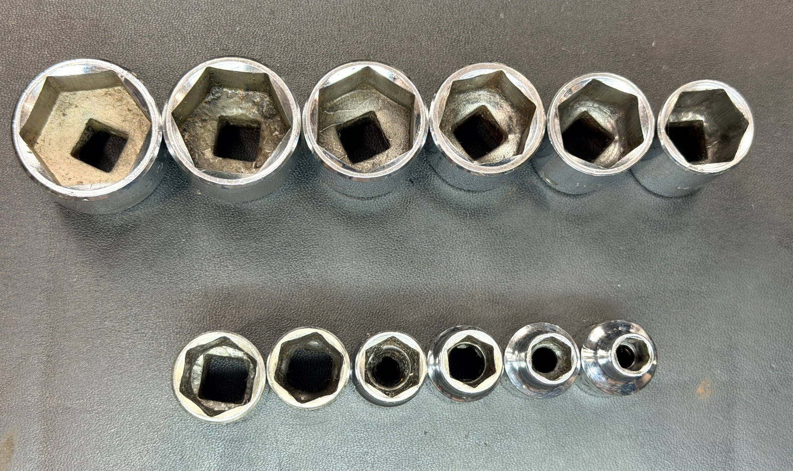 MAC TOOLS X-SERIES 12-PC 6-PT SAE 3/8-DR SHALLOW SOCKET SET 1/4′ – 15/16″ USA