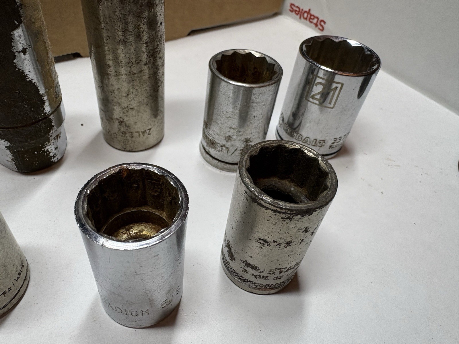 Lot of 36 Assorted Sockets Deep & Short Well 1/2″Drive 6 & 12 Point Metric & SAE