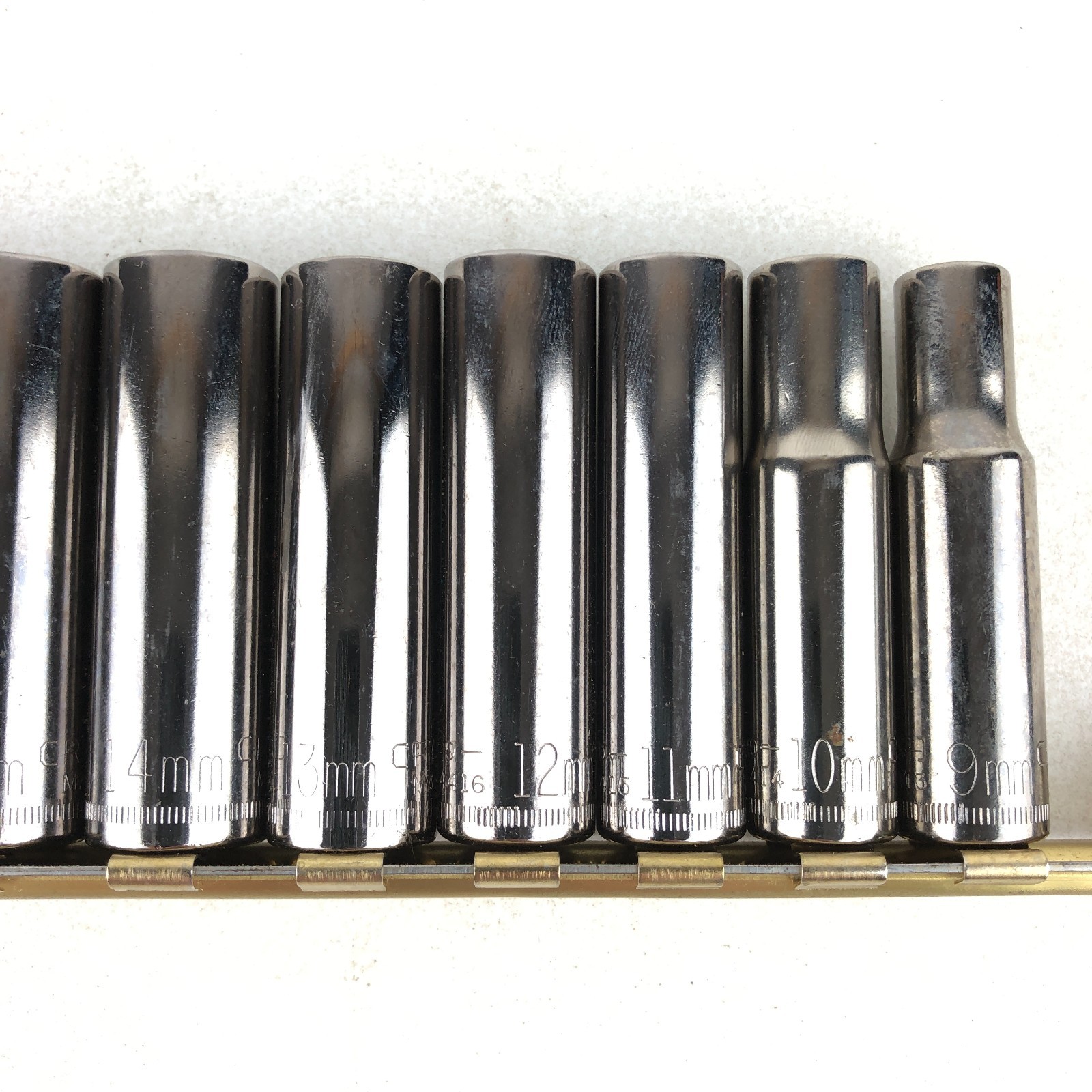 Vintage Craftsman 3/8″ Drive Metric Deep Socket Set 9mm – 19mm 12 Pt G G1 w Rail