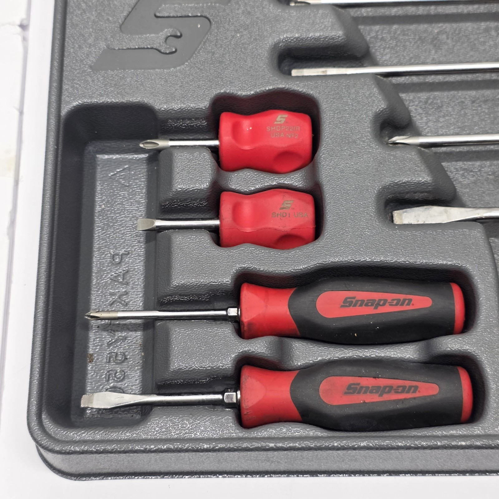 Snap On 11pc Soft Grip Combo Screwdriver Set (Missing 1 Screwdriver) (Red/Black)