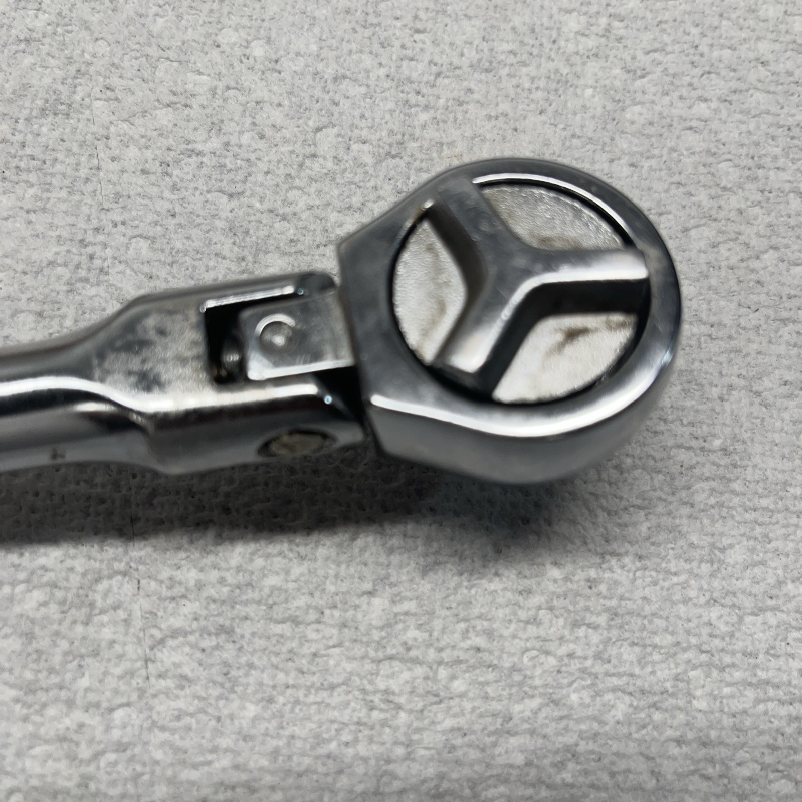 CRAFTSMAN Tools 3/8″ Drive Flex Head Ratchet 3/8dr Swivel head Ratchet