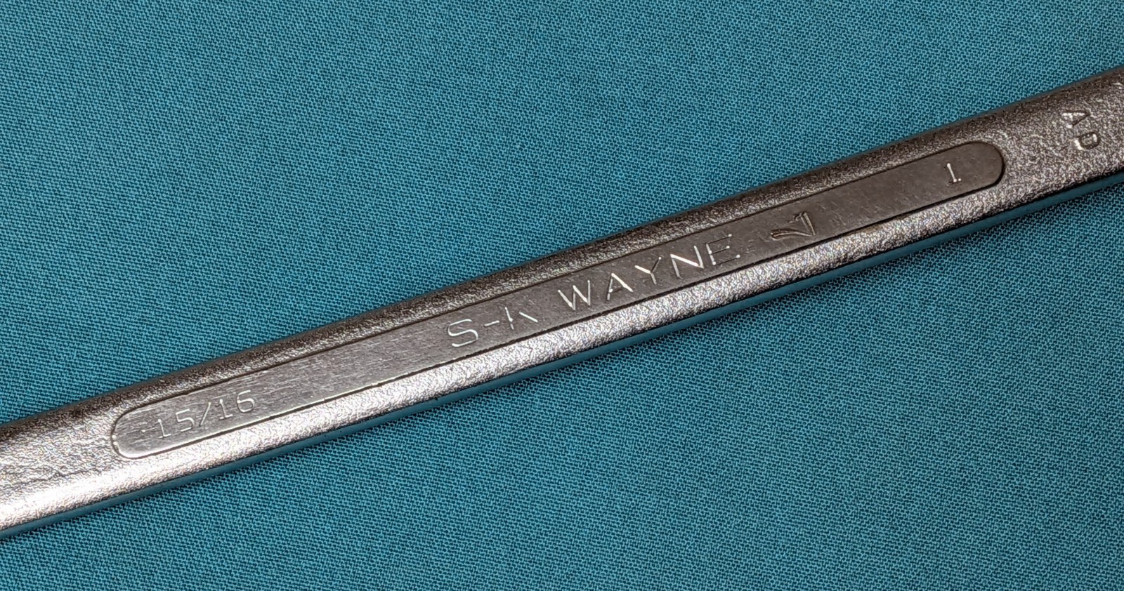 S-K Wayne # B-3032 12pt. Box End Wrench 1″ x 15/16″ x 15-1/2″ Vintage 1960’s Era