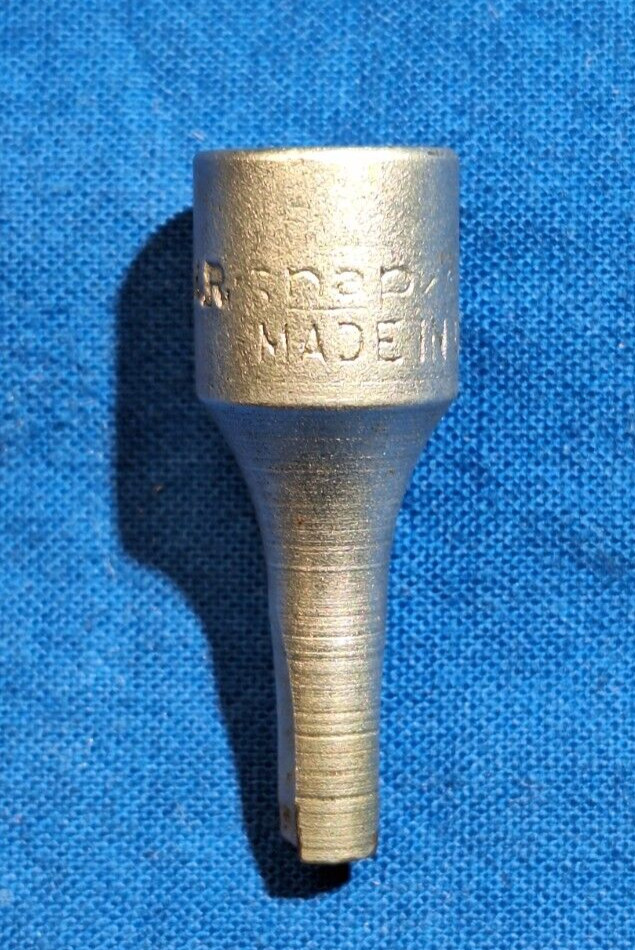 Early Logo Snap-On TM-30 1/4″ drive clutch bit socket