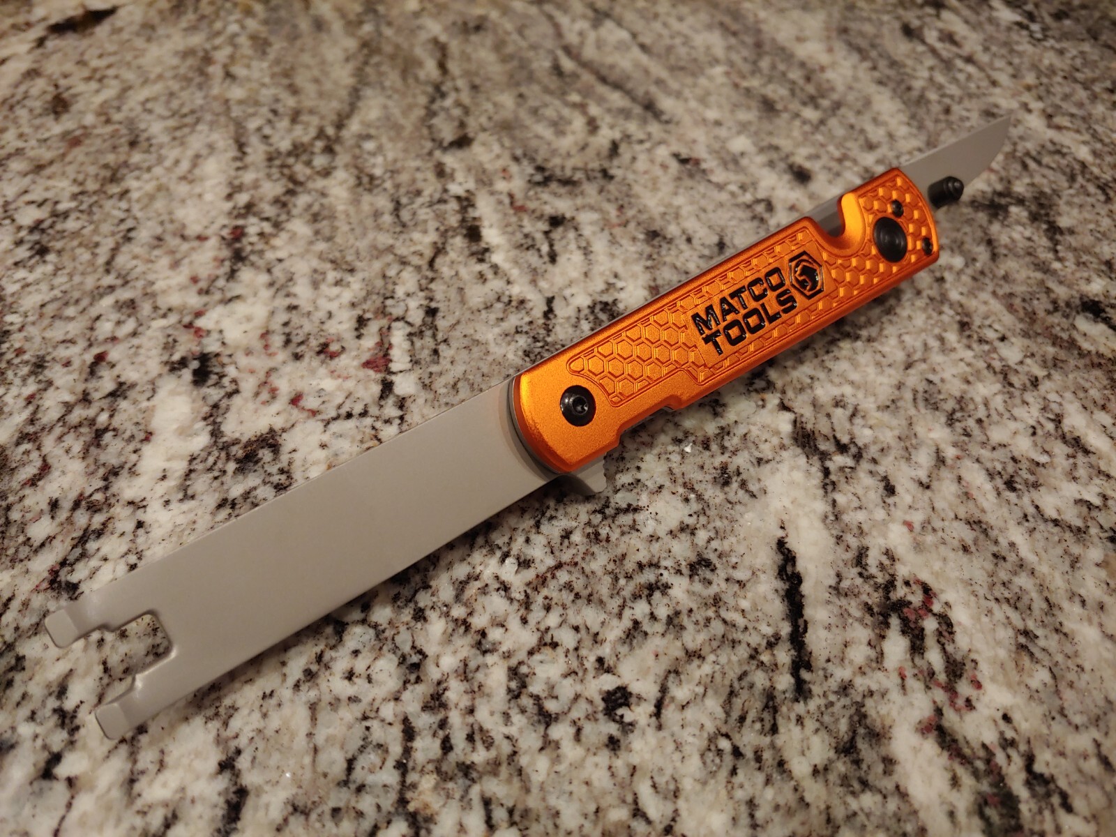 Matco Tools EVERYDAY CARRY FOLDING CLIP LIFTER & KNIFE W/ ALUMINUM HANDLE ORANGE
