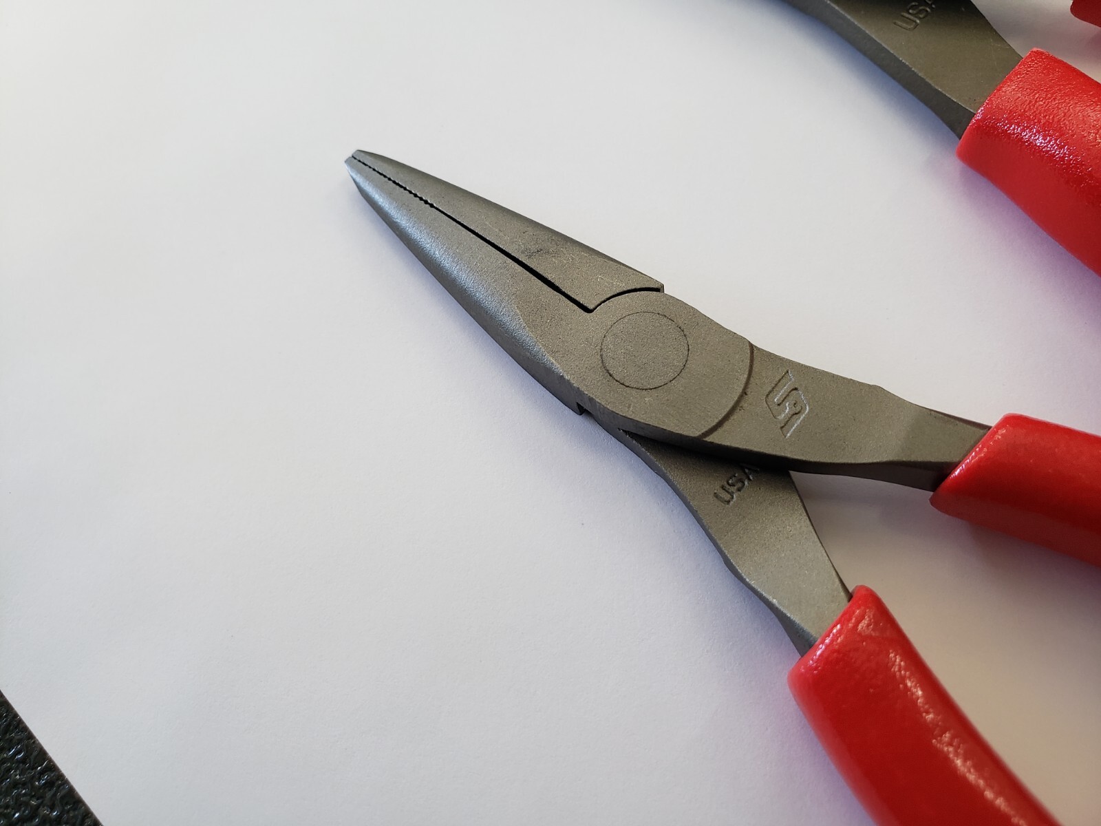 Snap-on Tools USA NEW 2pc RED 9″ & 6″ Soft Grip Needle Nose Pliers Lot Set