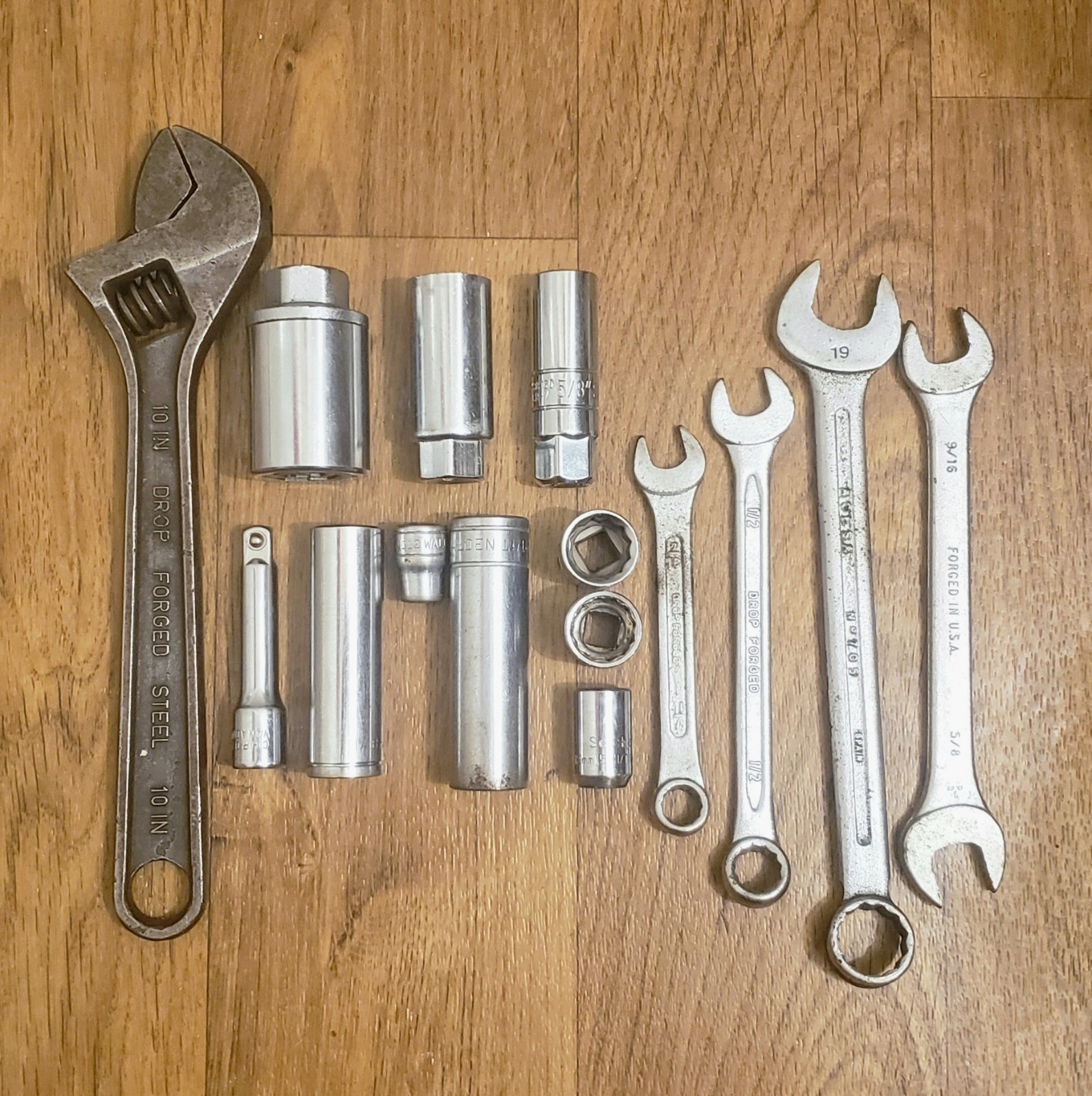 Mechanic Tools Lot of (15) | Sockets & Wrenches (See Description For Items)