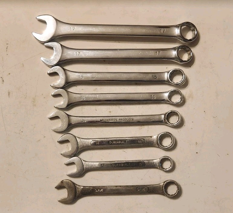 Lot of 8 Generic Metric & SAE Combination Wrench 12 Point 19 17 15 14 12 9/16
