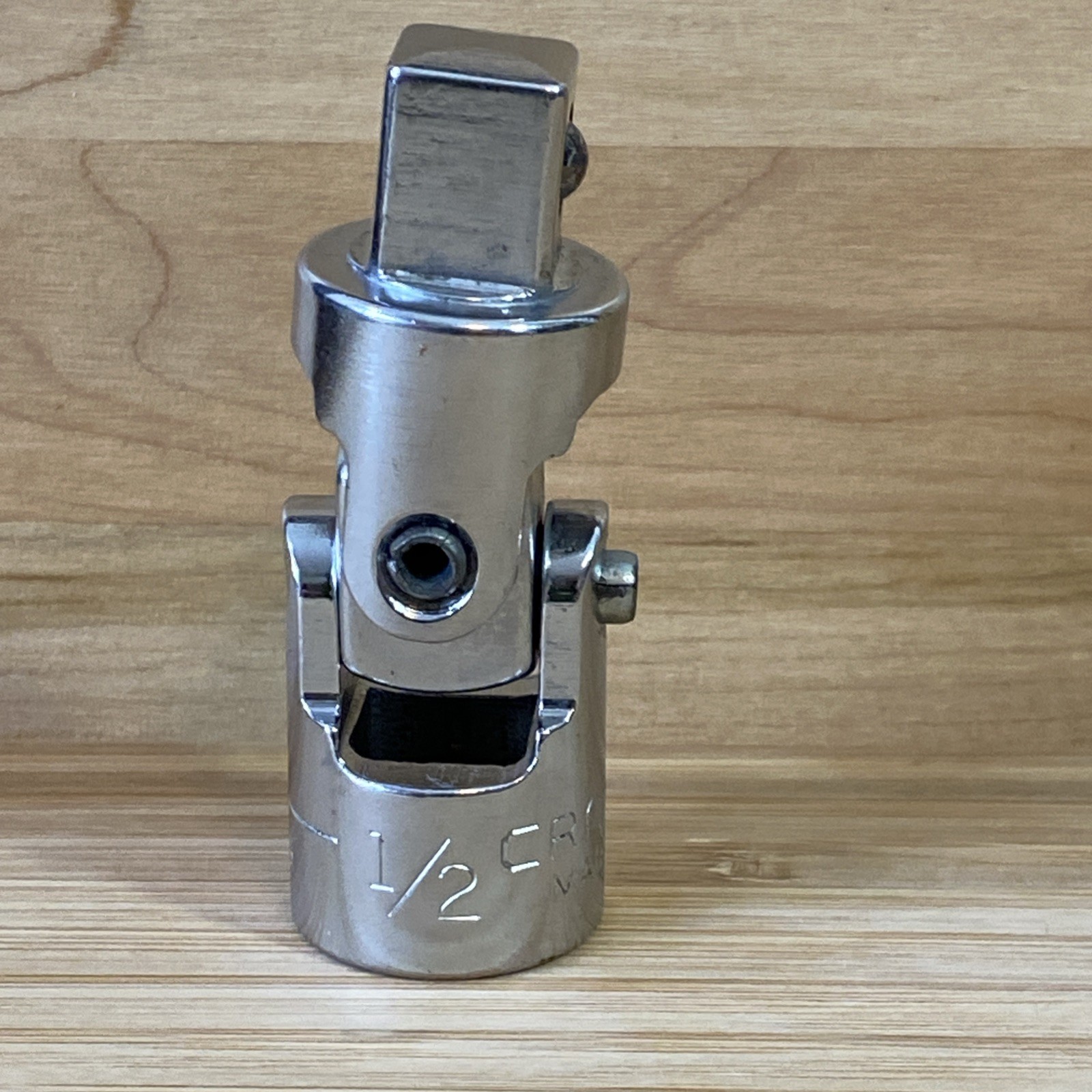 Craftsman USA 1/2″ Drive -V- 4425 Swivel Universal Joint Socket Adapter MINT