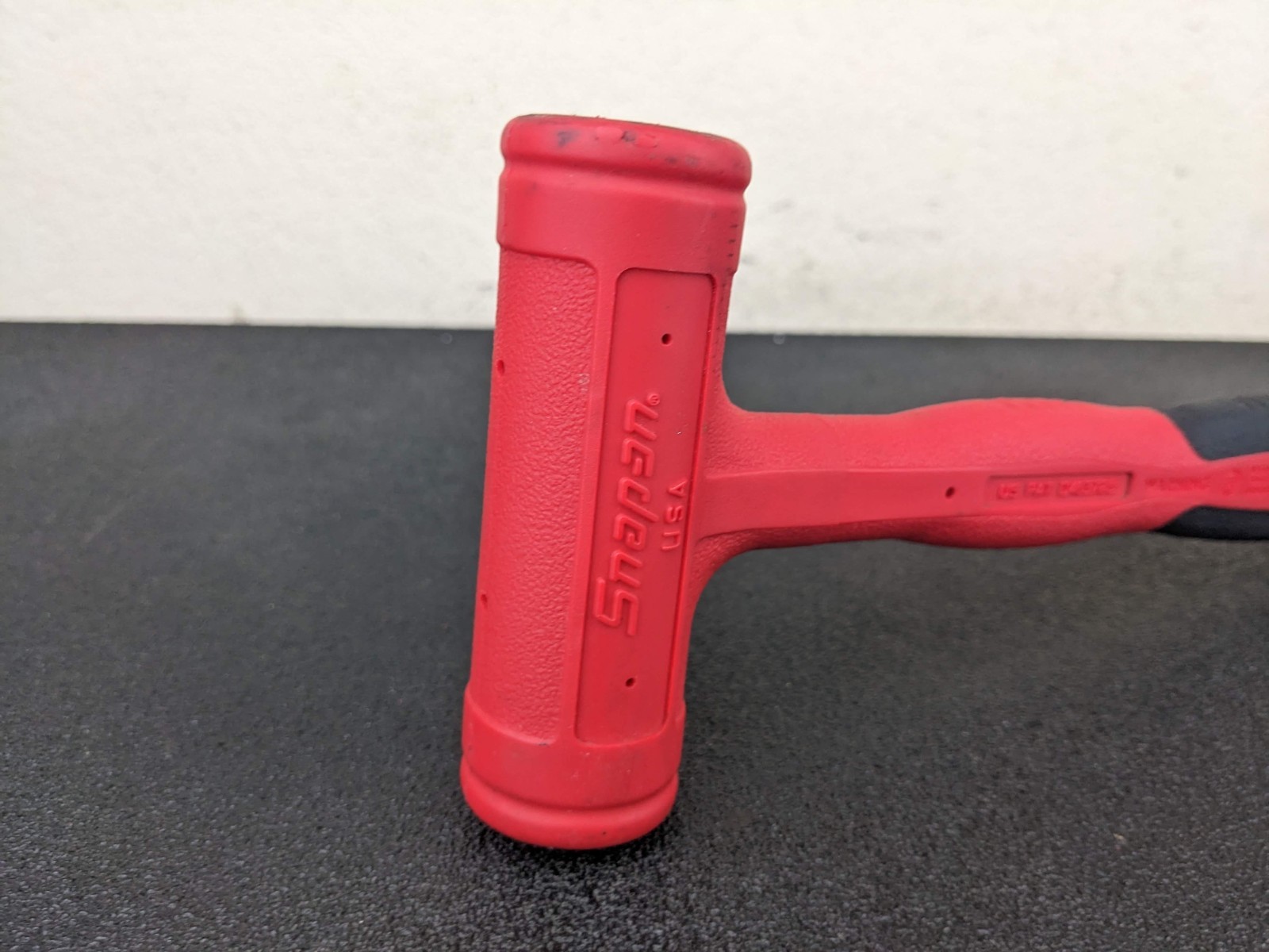 #bo729 Snap-on HBSE20 20oz/550g 11″ RED Handle Soft Grip Dead Blow Hammer USA