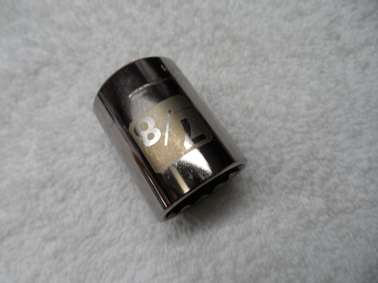 Craftsman 1/2″ Drive Standard SAE Socket, 7/8″ laser 12 pt USA G2D – PN 34654