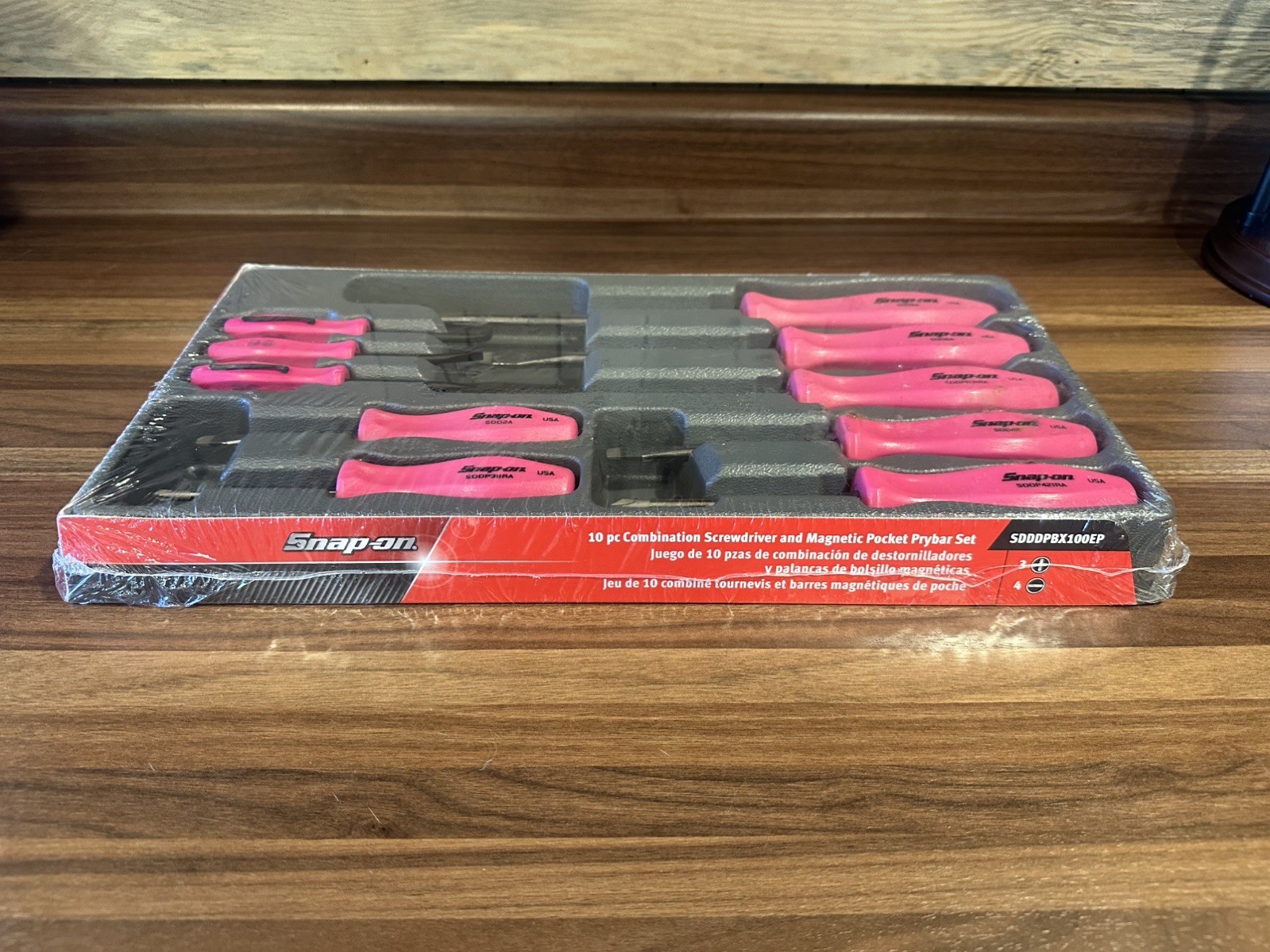 NEW Snap-On ELECTRIC PINK 10 pc Screwdriver & Magnet Pocket Prybars SDDDPBX100EP