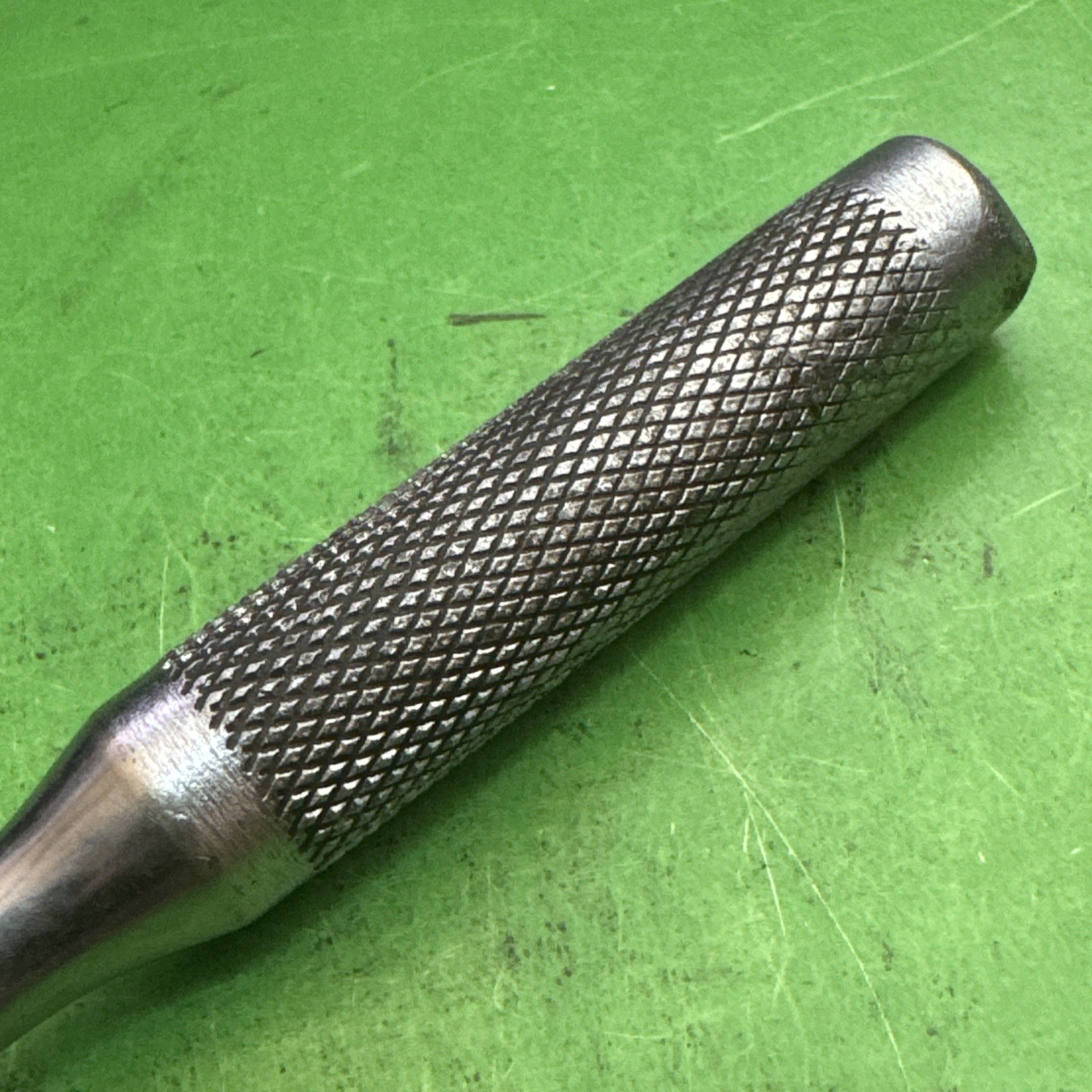 Mac Professional Tools USA Vintage 3/8″ Drive Knurled Handle Ratchet Model X8R