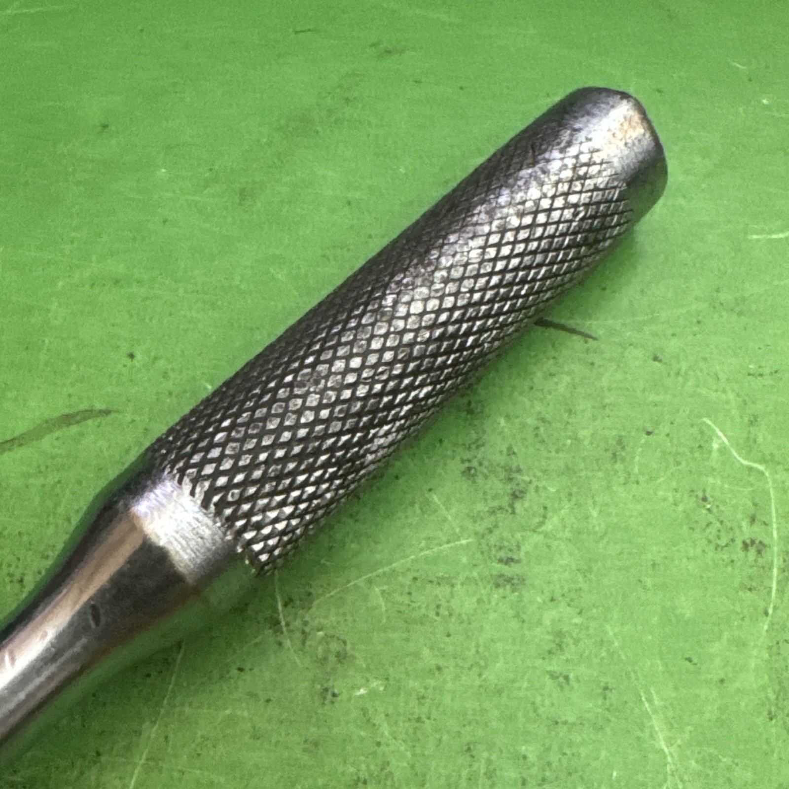 Mac Professional Tools USA Vintage 3/8″ Drive Knurled Handle Ratchet Model X8R