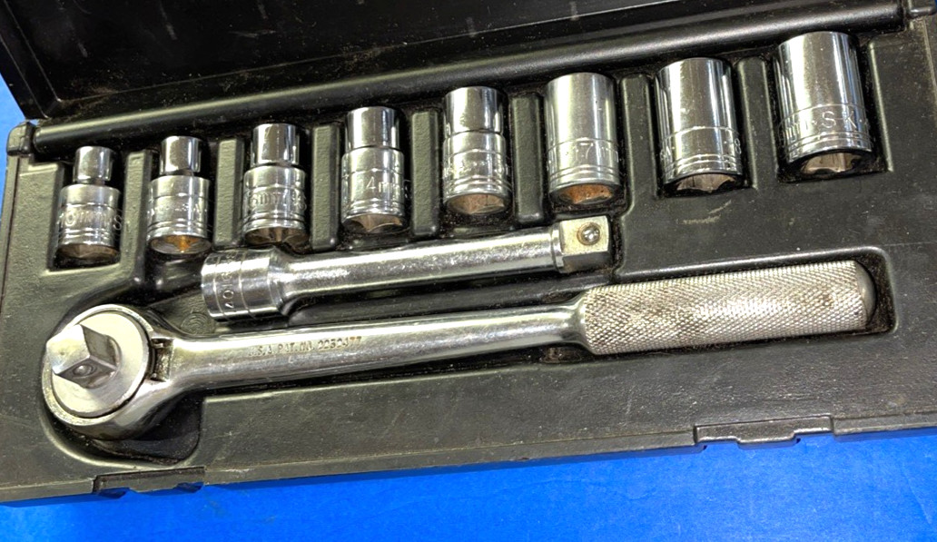 S-K TOOLS 10 PIECE 1/2 DRIVE RATCHET & EXTENSION & METRIC SHORT SOCKETS