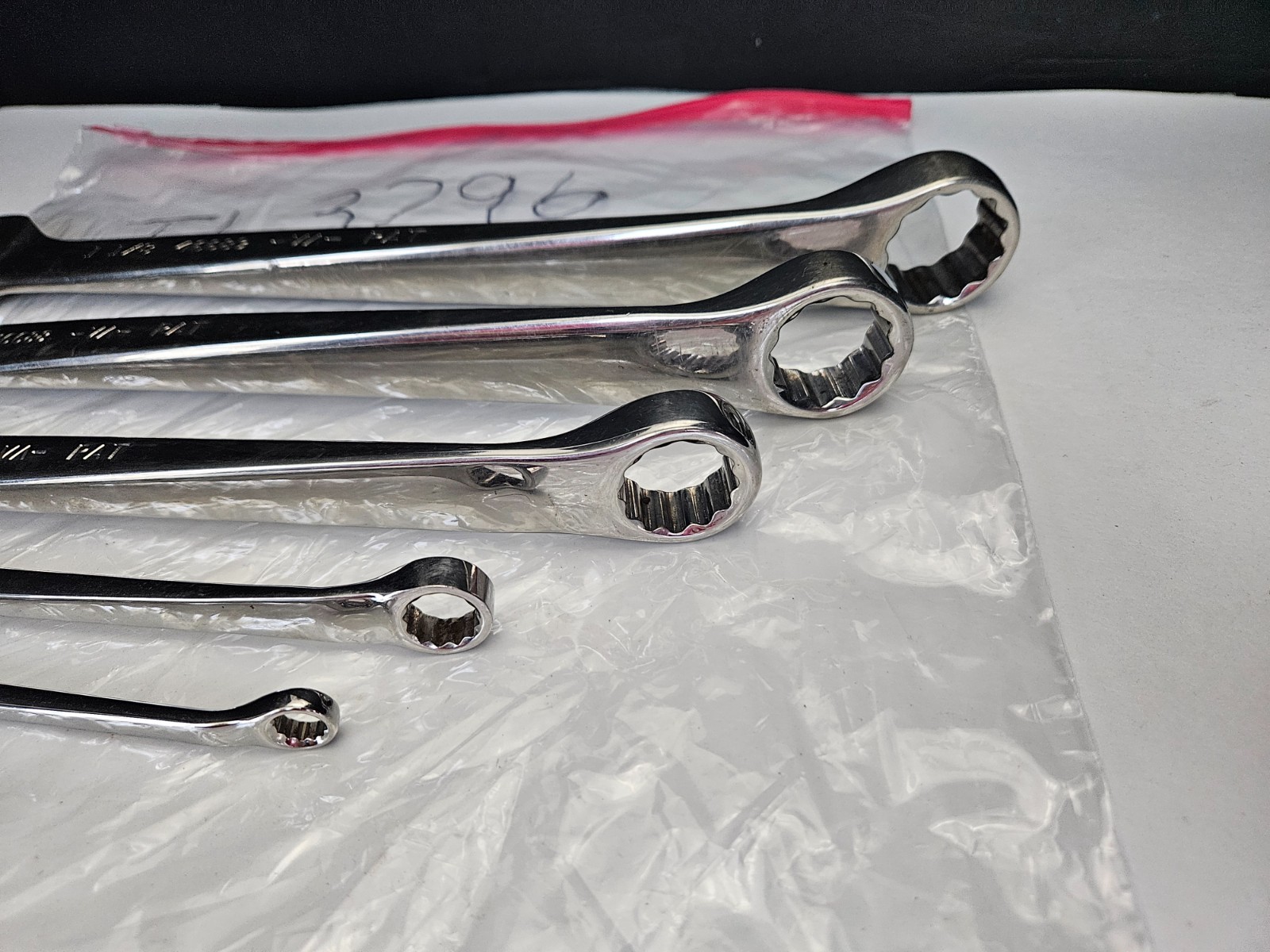CRAFTSMAN -VA- 5 PC SAE 12 PT CROSS FORCE COMBINATION WRENCH SET USA (TL3296)