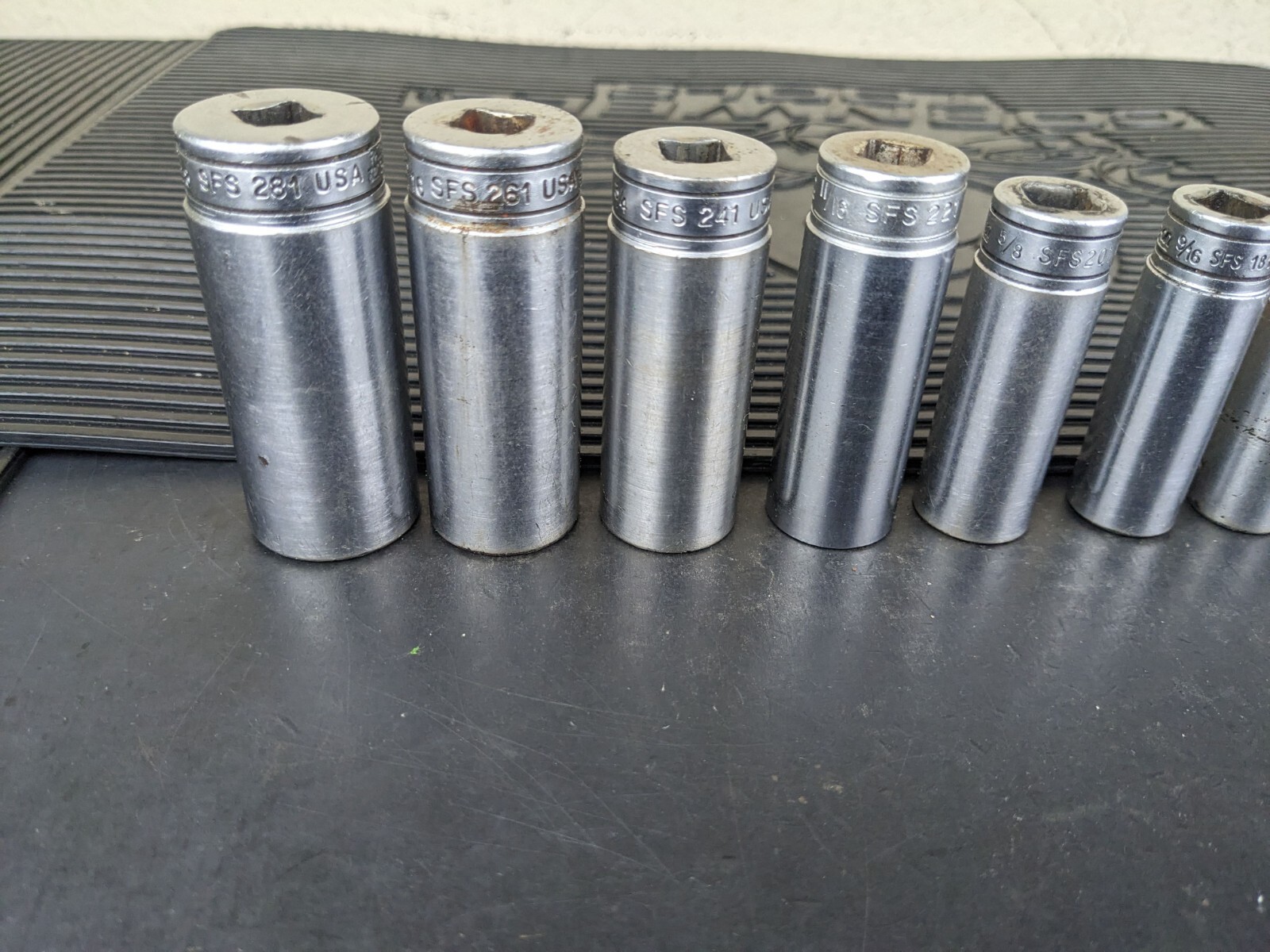 #bg227 Snap on Tools 211SFSY 3/8″ Drive Deep Chrome Socket Set Socket Set