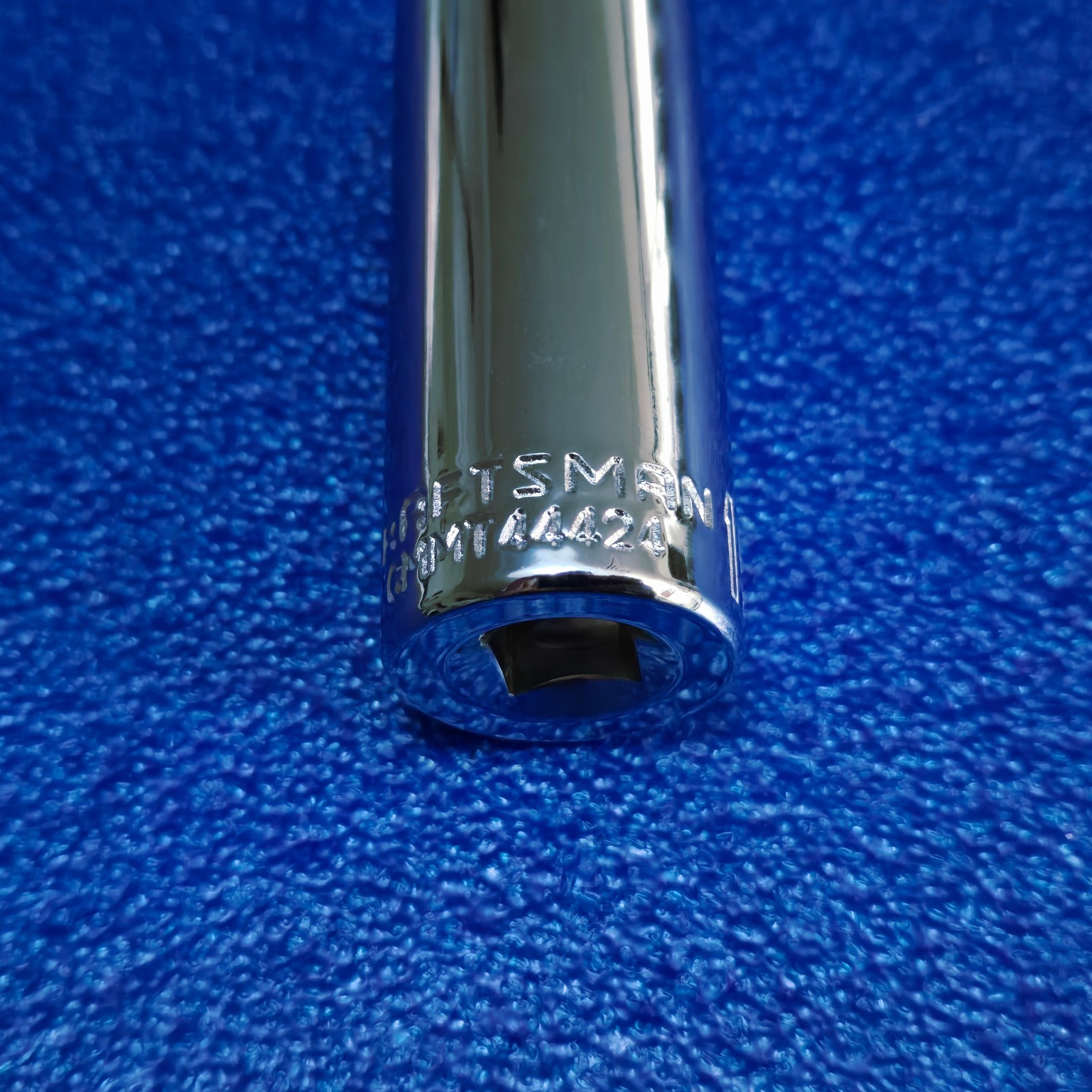 19mm NEW CRAFTSMAN DEEP 3/8″ DRIVE 12 POINT SOCKET P/N CMMT44424 SHIPS FREE