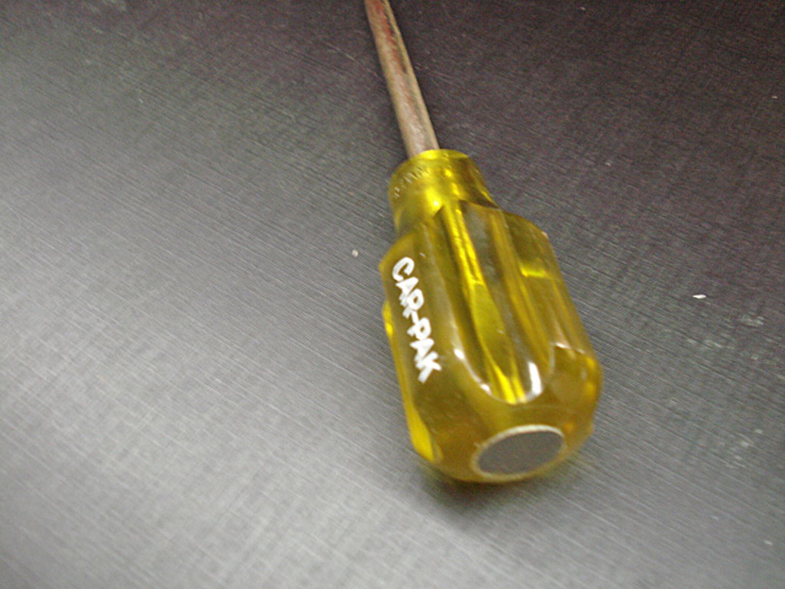 heavy duty full tang scratch awl 6-1/4″ long with 4-1/16″ long blade