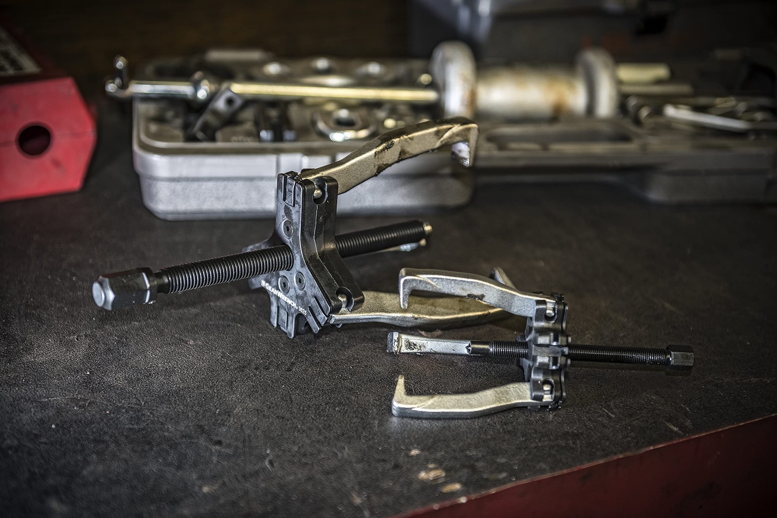 GEARWRENCH 10 Way Slide Hammer Puller Set – 41700D Silver