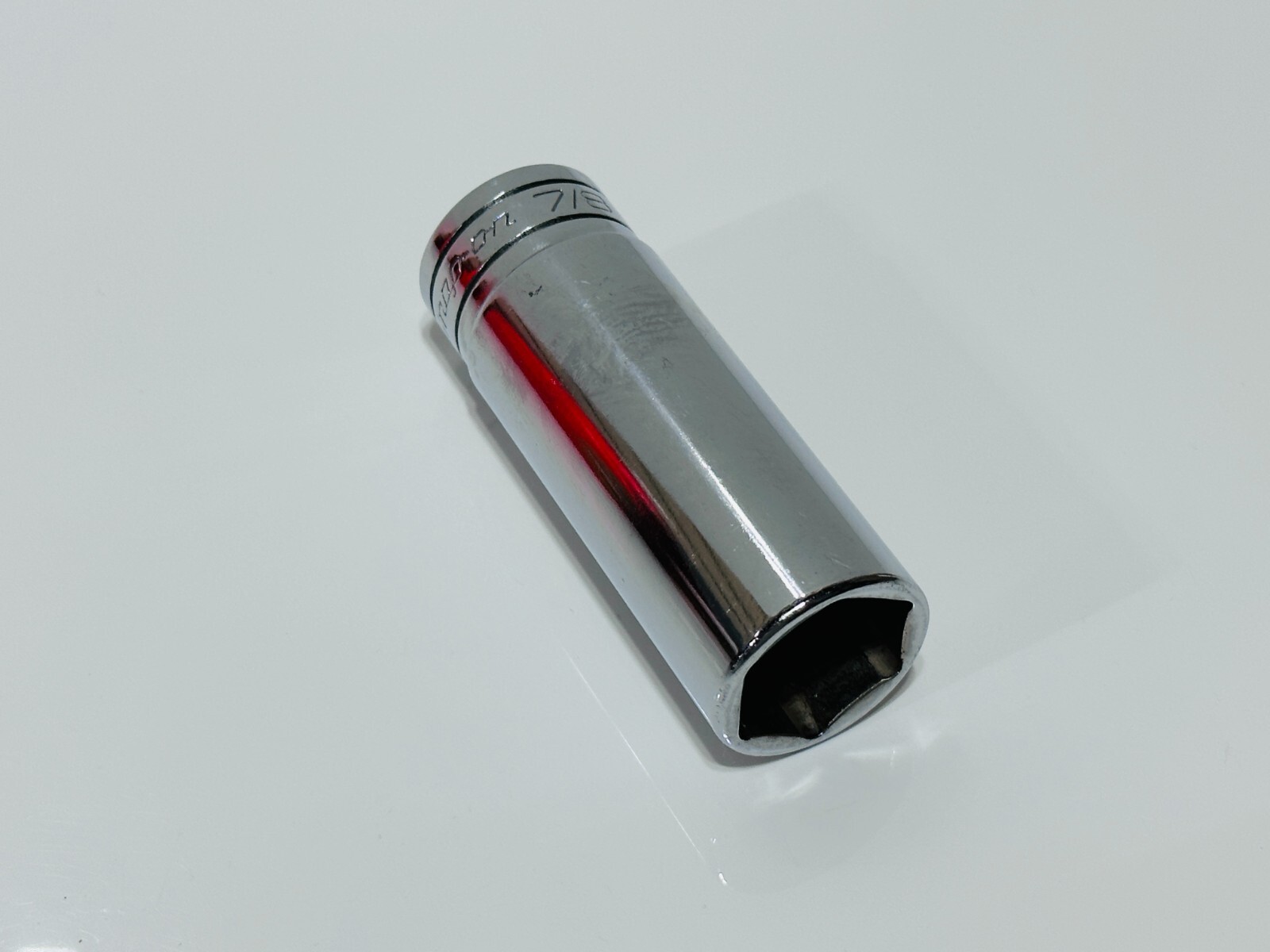 Snap-On Tools USA TS281 SAE 7/8″ Deep Chrome Socket – 1/2″ Drive – 6 Point