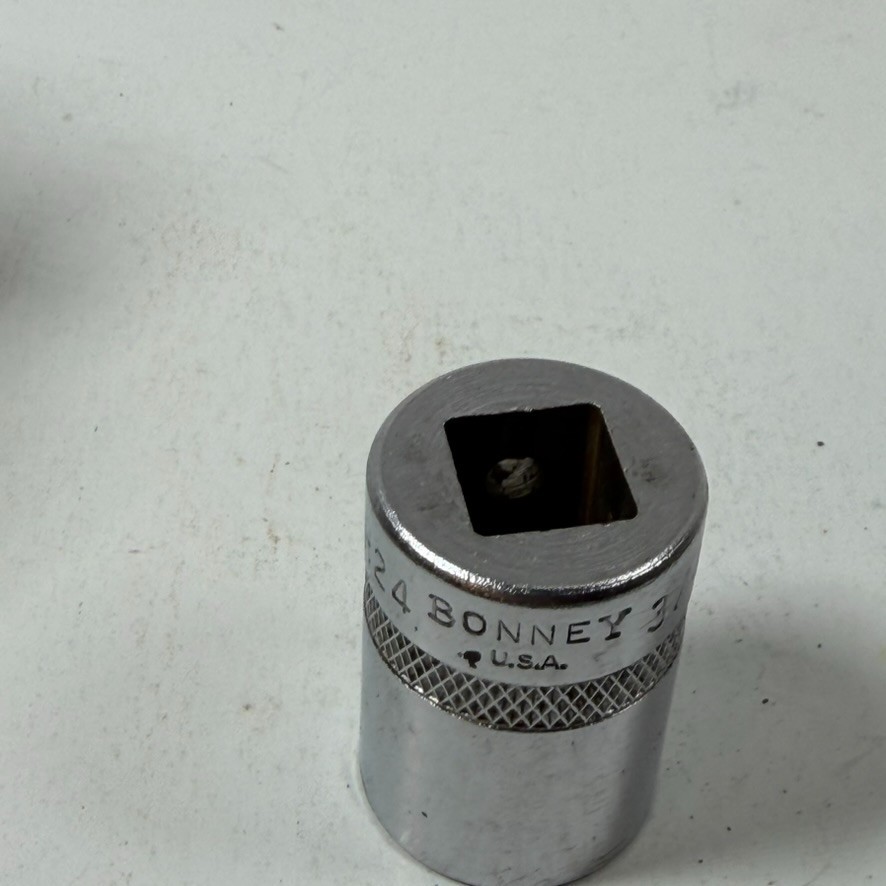 BONNEY USA 1/2″ Drive 3/4″ SAE Shallow 6 Point Socket AH24 EUC
