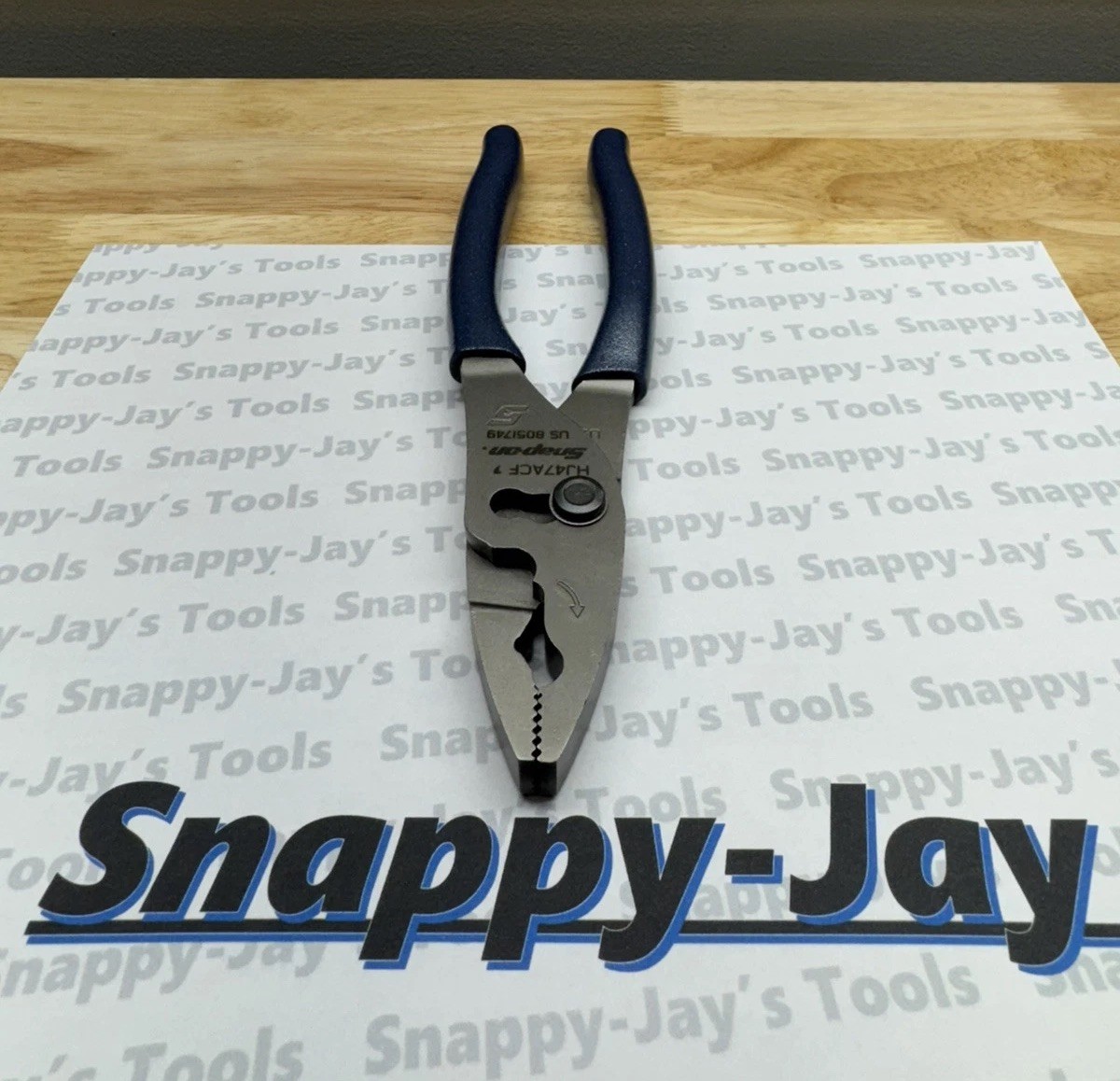 Snap-on Tools USA NEW STYLE POWER BLUE Soft Grip 8″ Flank Jaw Pliers HJ47ACFMB