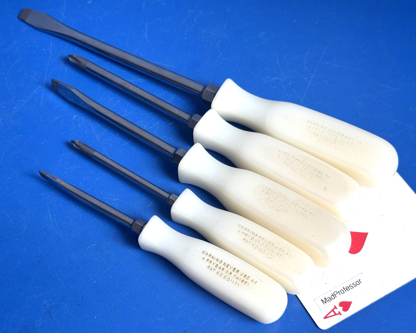 Snap-on 500 Pearl White Hard Grip Combination 5-pc Screwdriver Set NEW blades LN