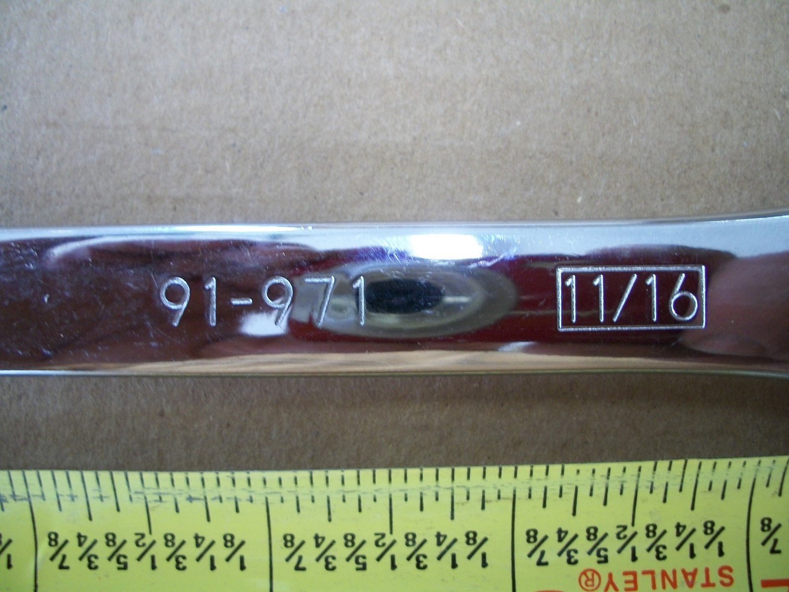 New Stanley 11/16 in Flat SAE Ratcheting Combo Box End Wrench Spanner