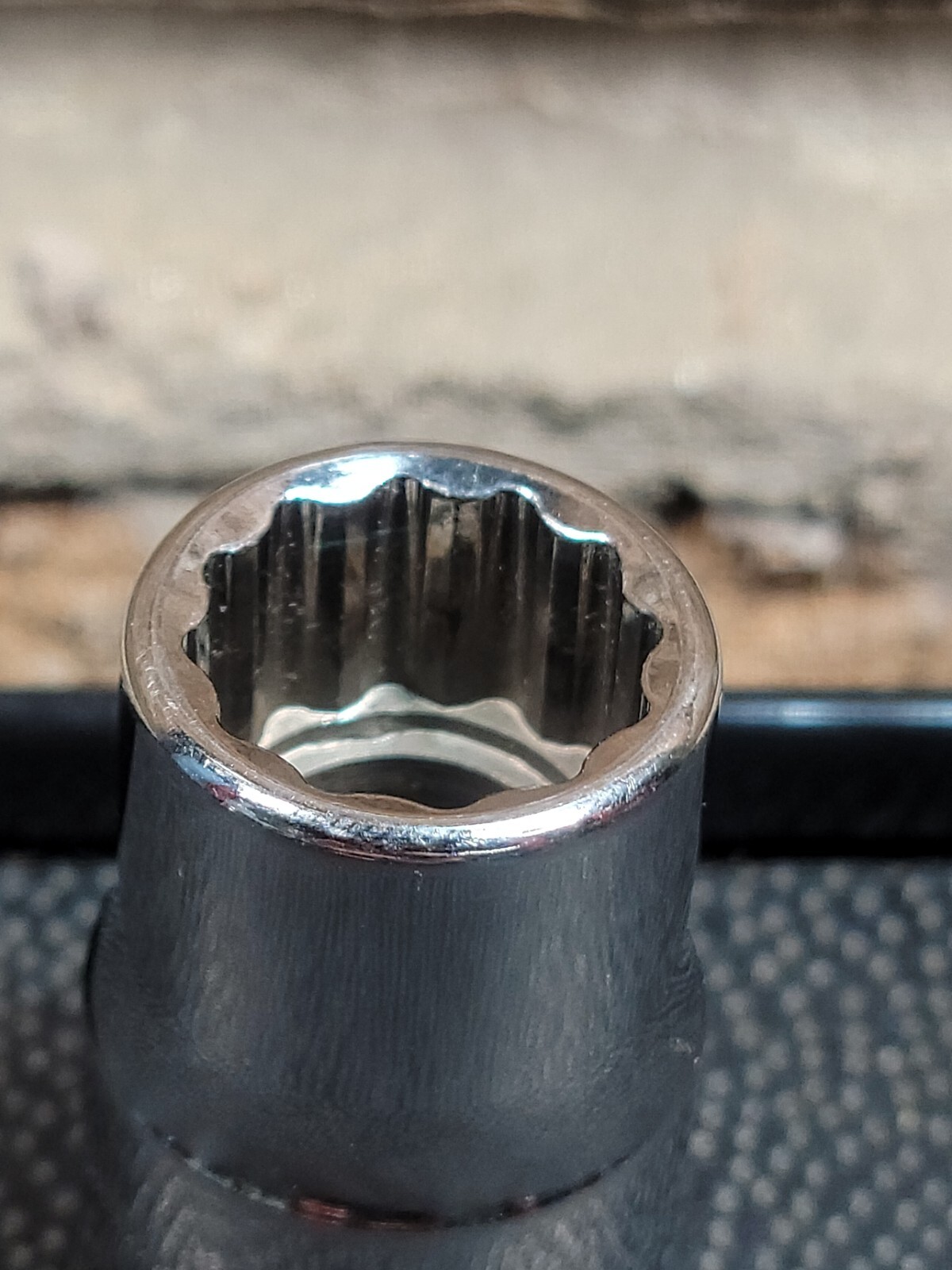 Snap-on Tools SWM141A 14mm 1/2″ Drive Metric 12-Point Shallow Socket Chrome USA