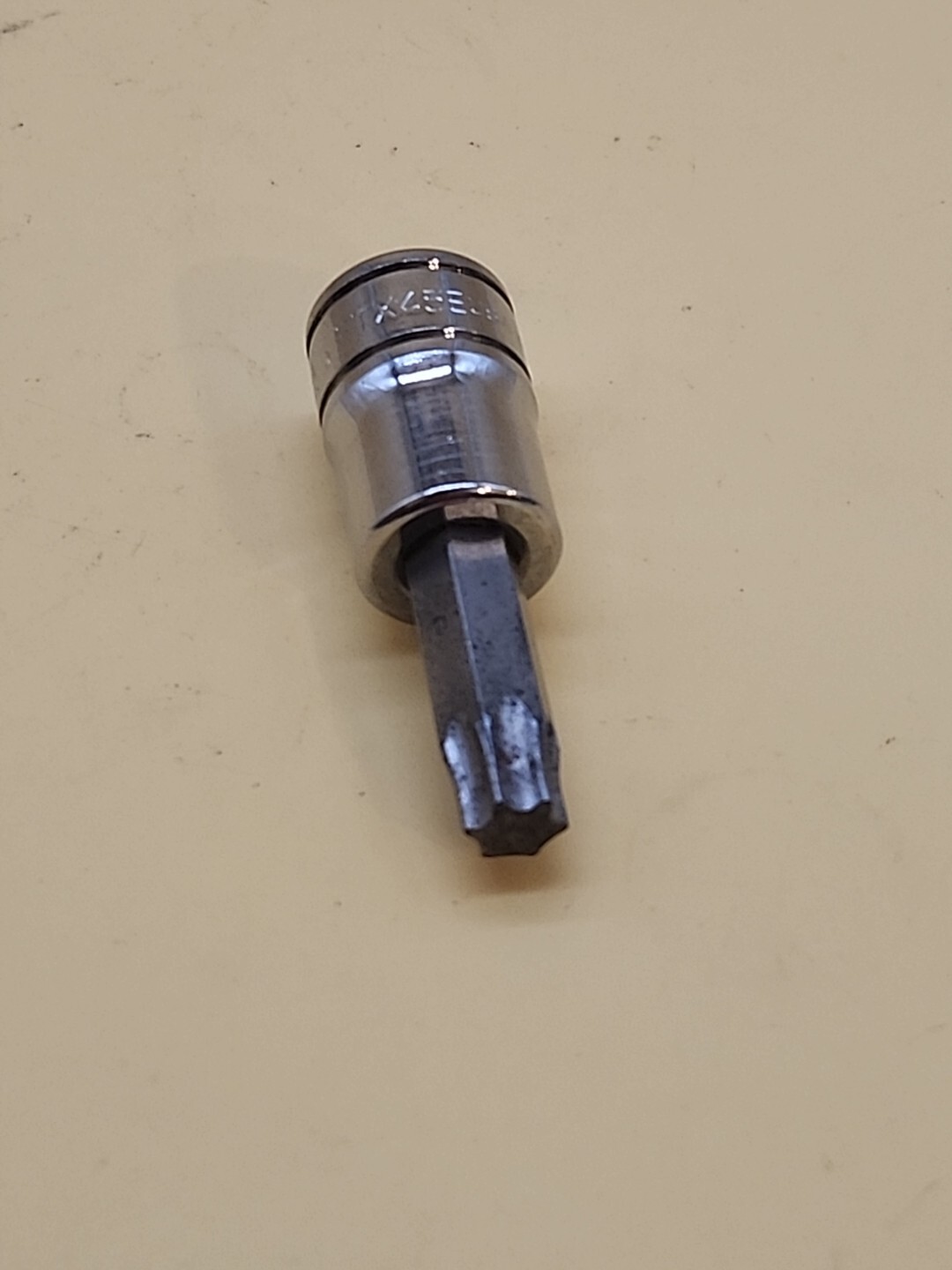 Snap-on Tools 3/8″ Drive T45 Standard Torx Bit Chrome Socket FTX45E USA