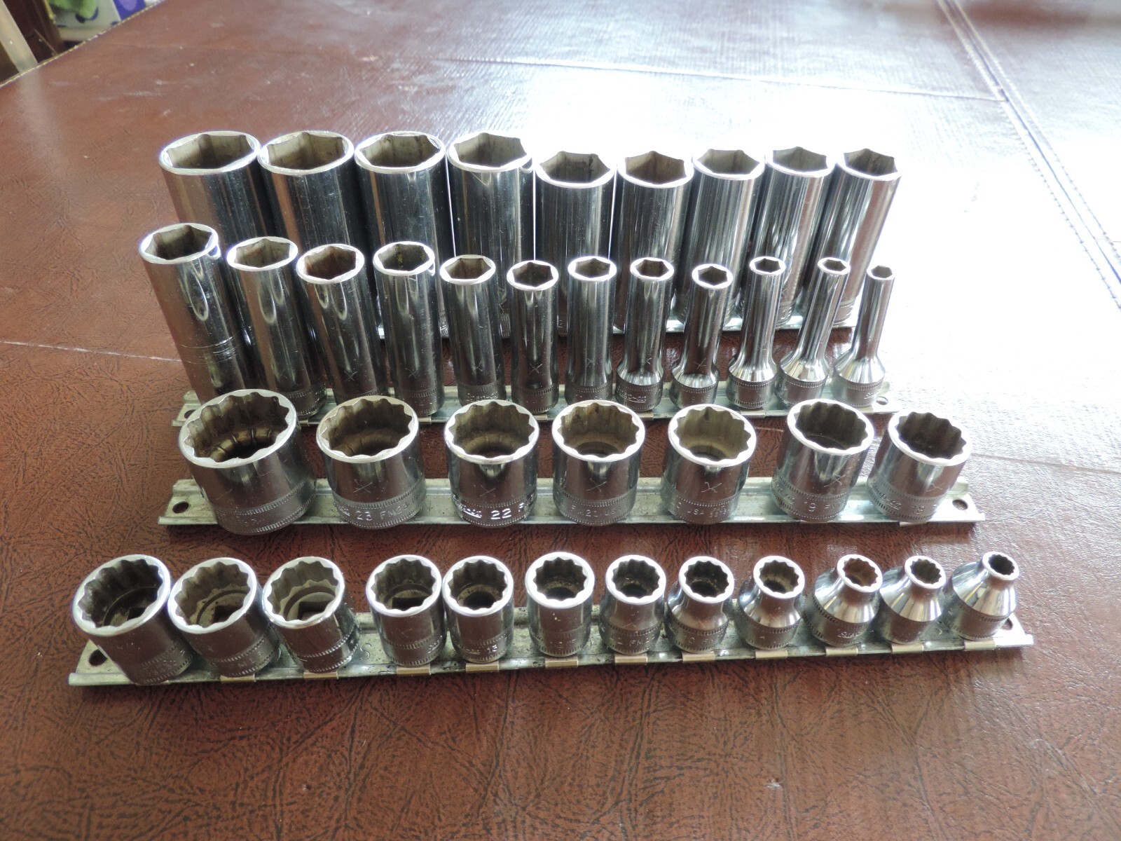 Snap-On 40pc. Metric 3/8 Drive Socket set. 21pc. Deep & 19pc. Shallow