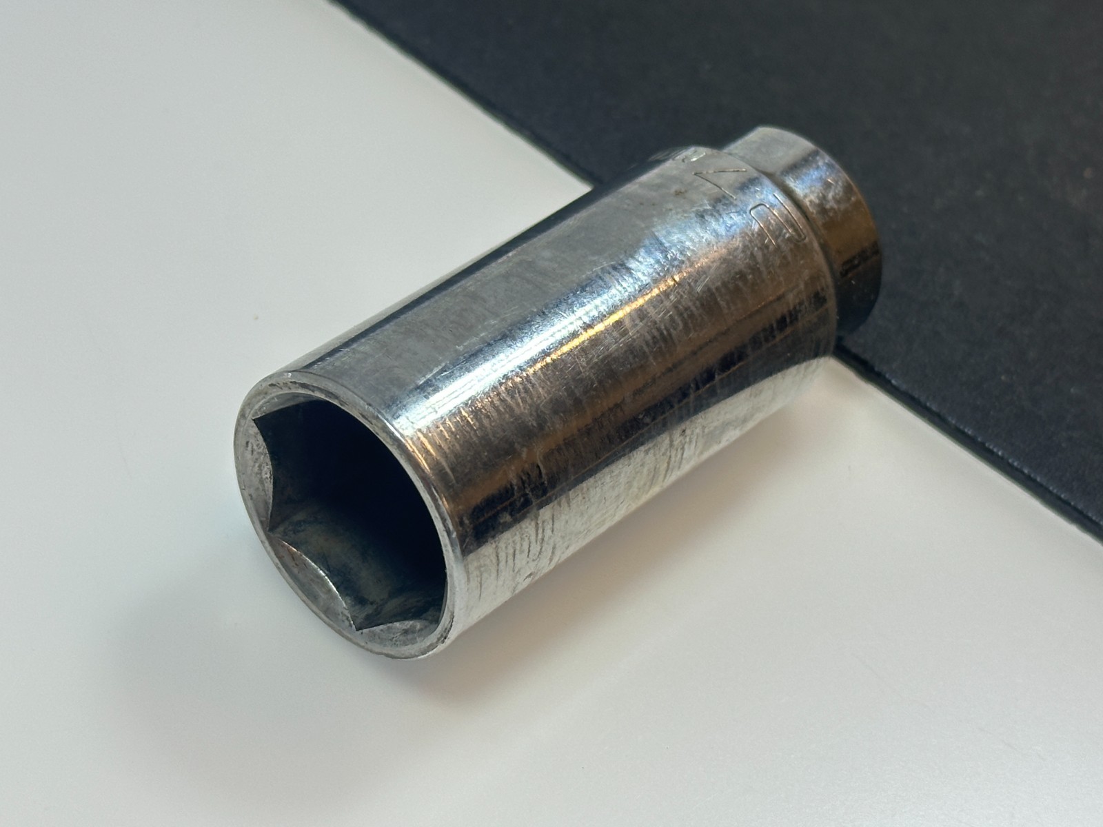 Matco Tools USA CD27M6 Metric 27mm Deep Chrome Socket, 1/2″ Drive, 6 Point