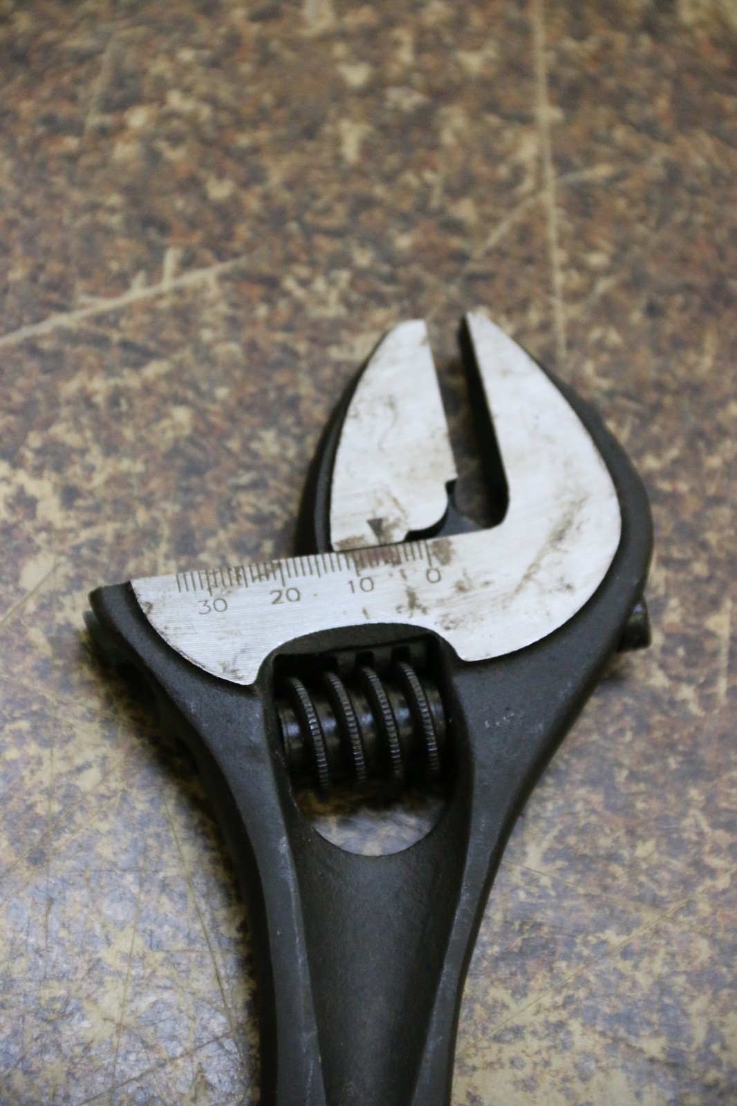 MAC TOOLS AJ12B 12″ Black Oxide Adjustable Wrench USA