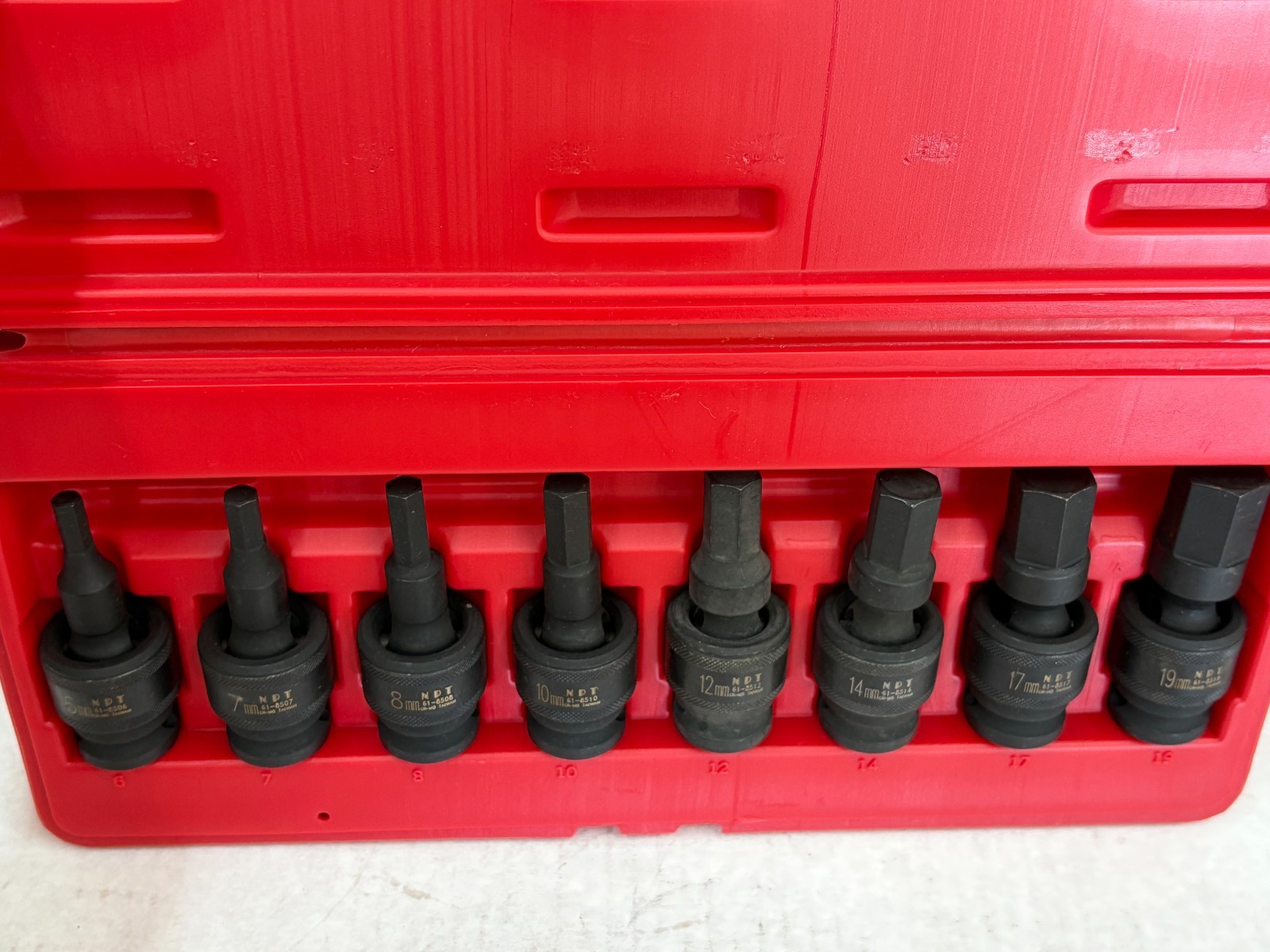 NAPA 8-Piece NPT 610328 Swivel 1/2″ Drive Impact Metric Hex Bit Set 6mm – 19mm ^