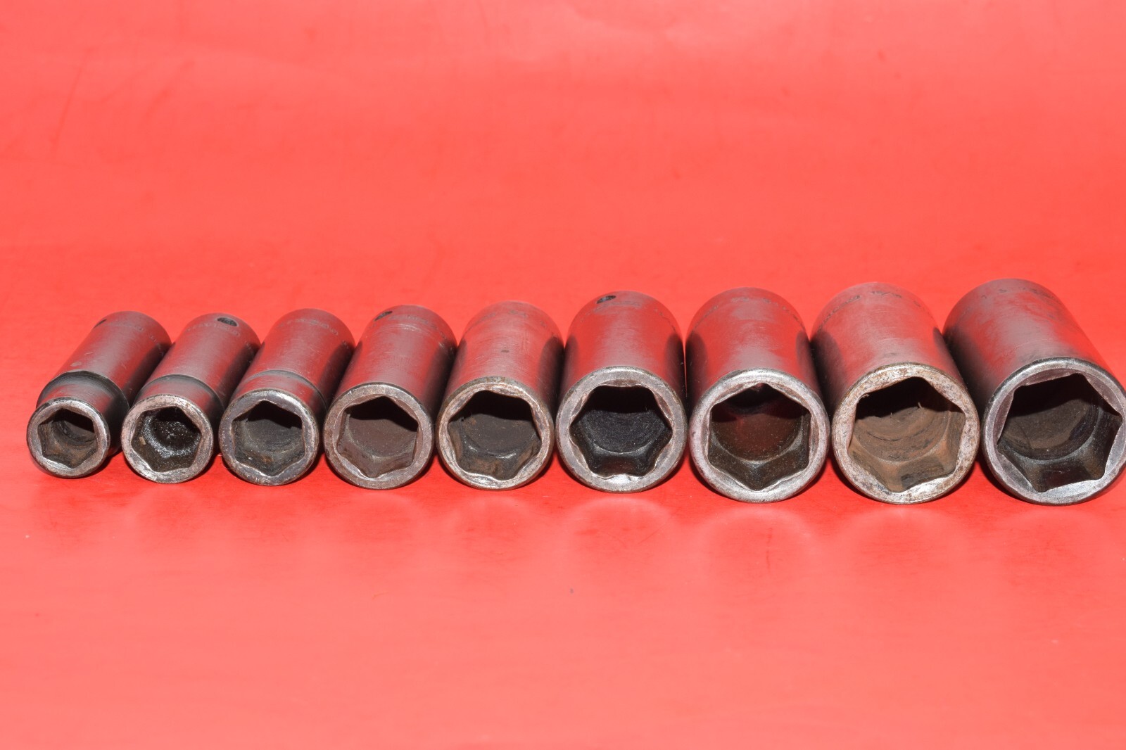Snap-On 1/2″ Drive 9pc SAE 1/2 – 1 Deep 6-Point Flank Impact Socket Set 309SIMYA