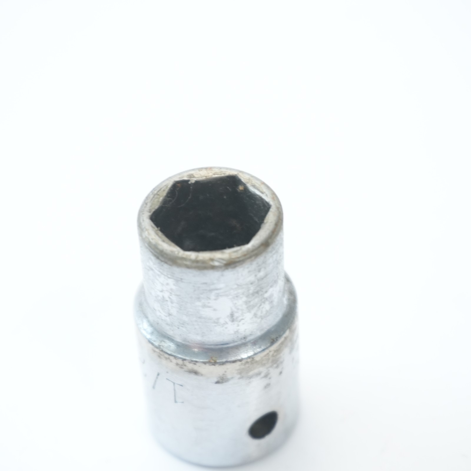 Mac Tools 1/2″ 6 Point (1/2″ Drive) Shallow Standard Socket V166 Made in USA