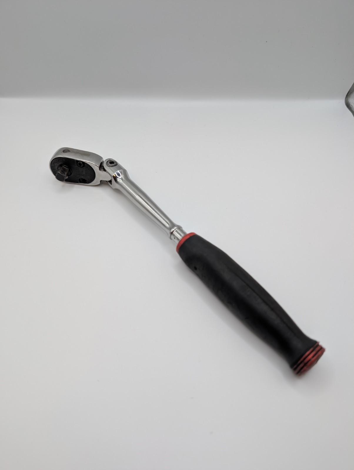 Snap On 1/4″ Ratchet Flex Head THLF72 Soft Grip Red USA USED WITH WEAR
