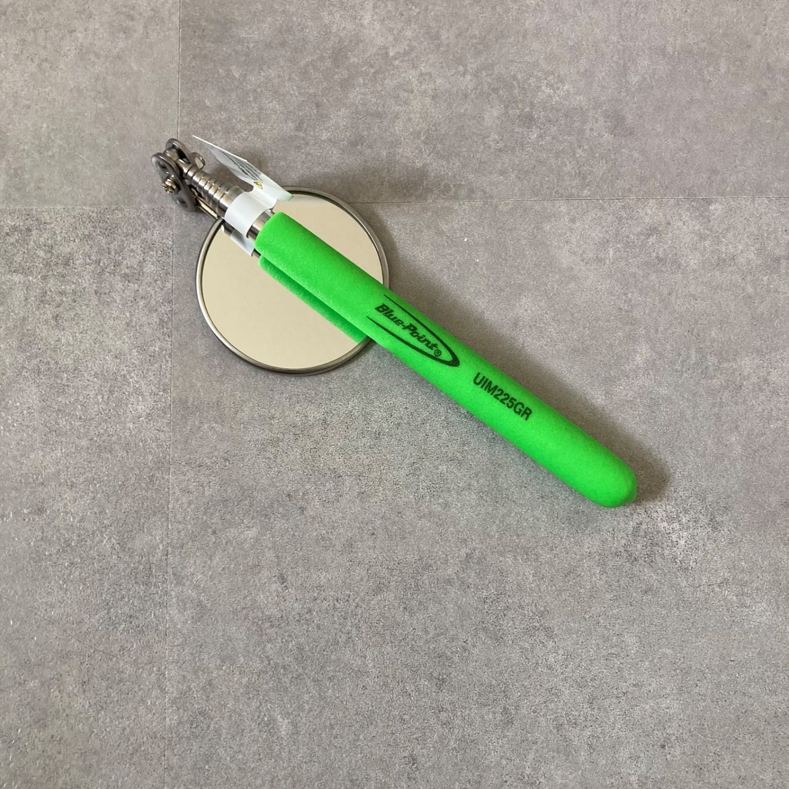 Blue Point UIM225GR Telescoping Inspection Mirror Green 2-1/4″ dia. Mirror Head