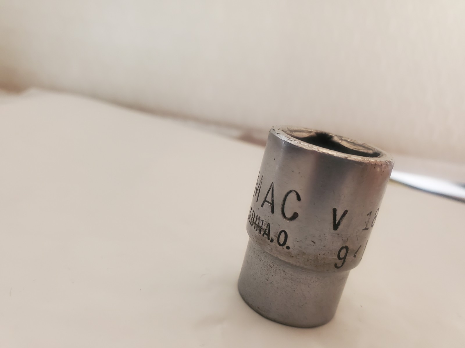 Vintage MAC Tools V 186 9/16″ Shallow Socket 3/8″ Drive 6-point USA Sabina OH
