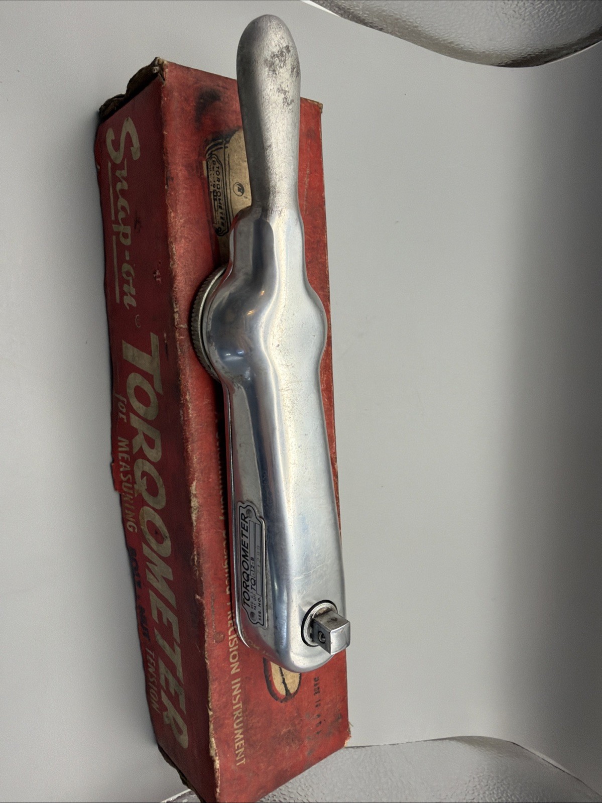 VINTAGE SNAP-ON TQ12B 3/8″ Drive Torqometer 150 Inch-Pounds Torque Wrench