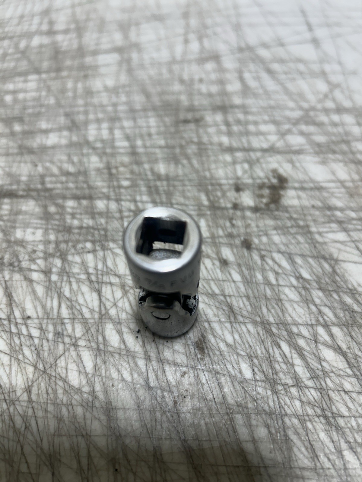 Snap On Tools 3/8″ Drive 7/16″ FVU14 12PT SAE Chrome Universal Swivel Socket