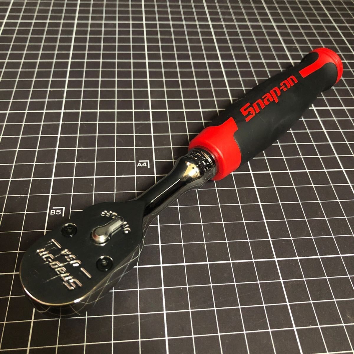 Snap-on FH100 3/8″ Drive 100 Tooth Red Soft Grip Handle Ratchet Tool MSS ZIK New