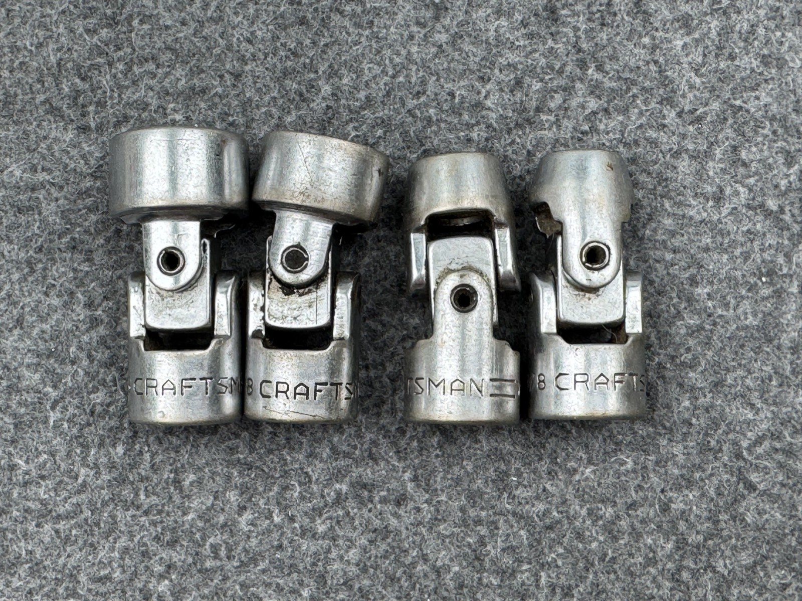 Craftsman Swivel Universal Joint Socket 4 Pieces V Series 11/16, 5/8, 7/16, 3/8