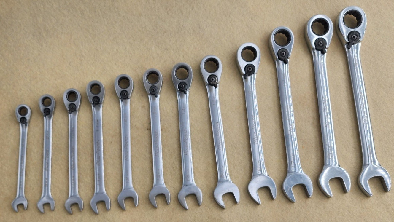 Blue-Point 12 Pc Metric Reversible Ratcheting Combination Wrench Set 8mm-19mm Sn