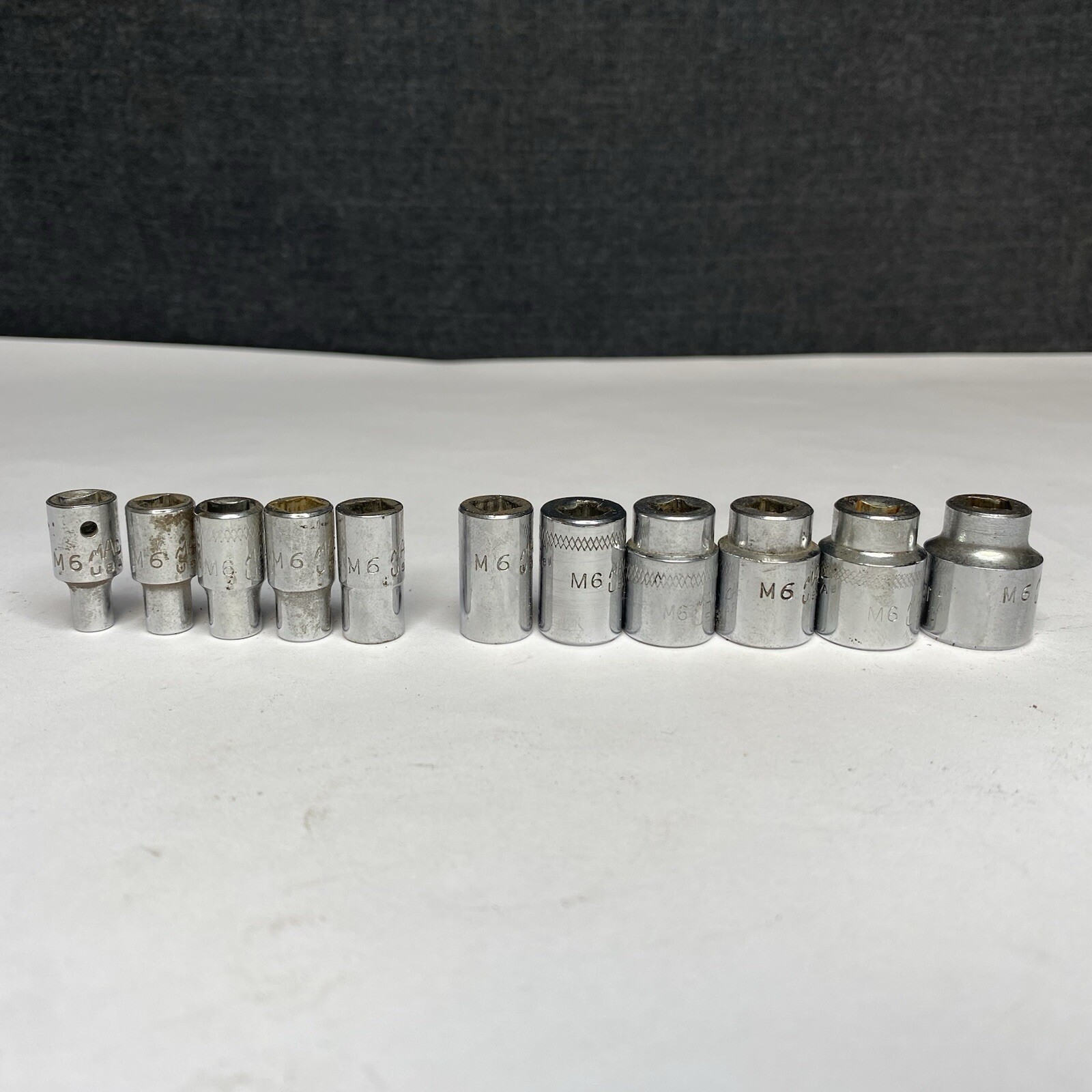 Mac Tools USA 1/4″ Drive Metric 4mm – 14mm Shallow 6-Point 11 Piece Socket Set
